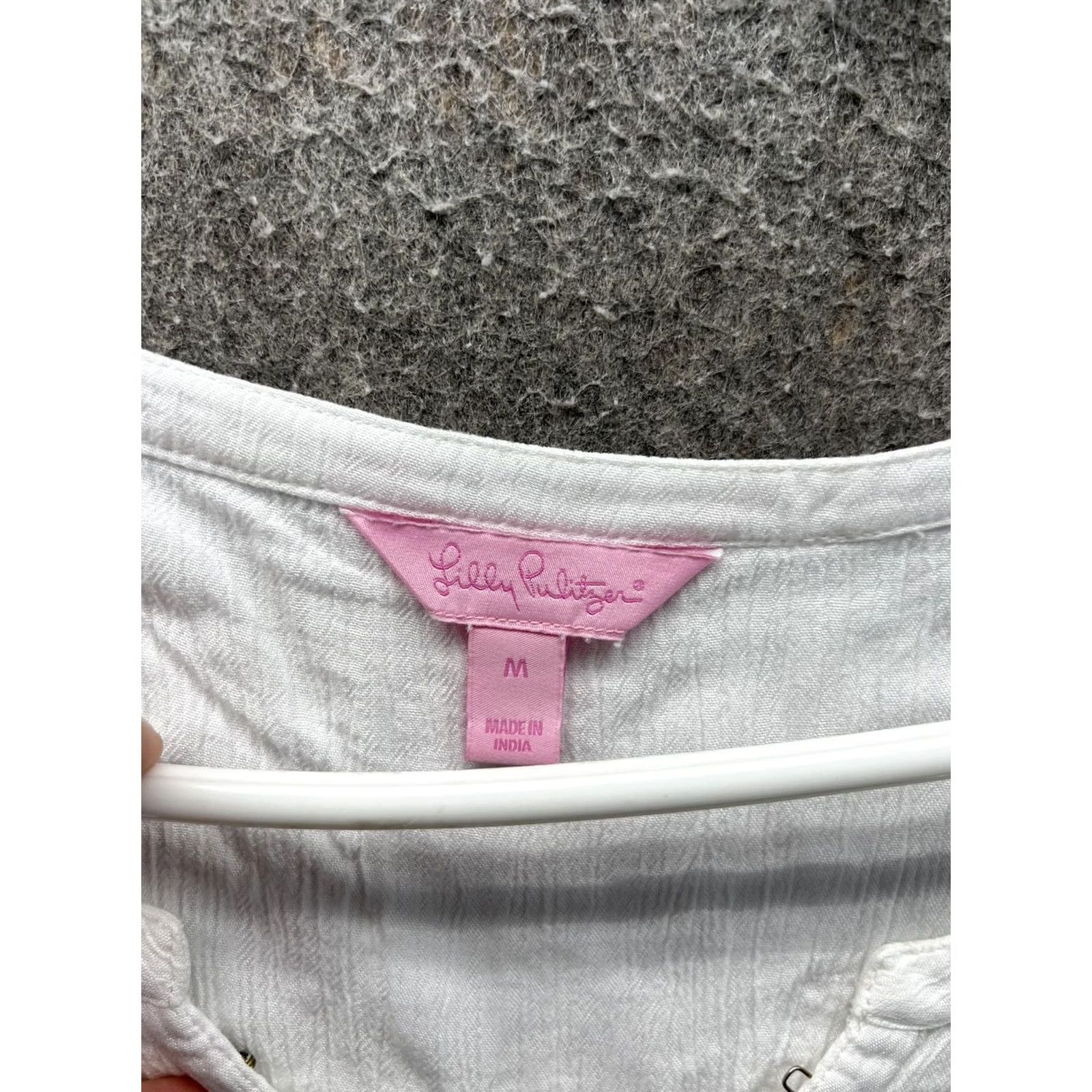 Lilly Pulitzer VINTAGE Lilly Pulitzer Tank Top Womens M White Henley Sleeveless Woven Lightweight Size M / US 6-8 / IT 42-44 - 3 Thumbnail