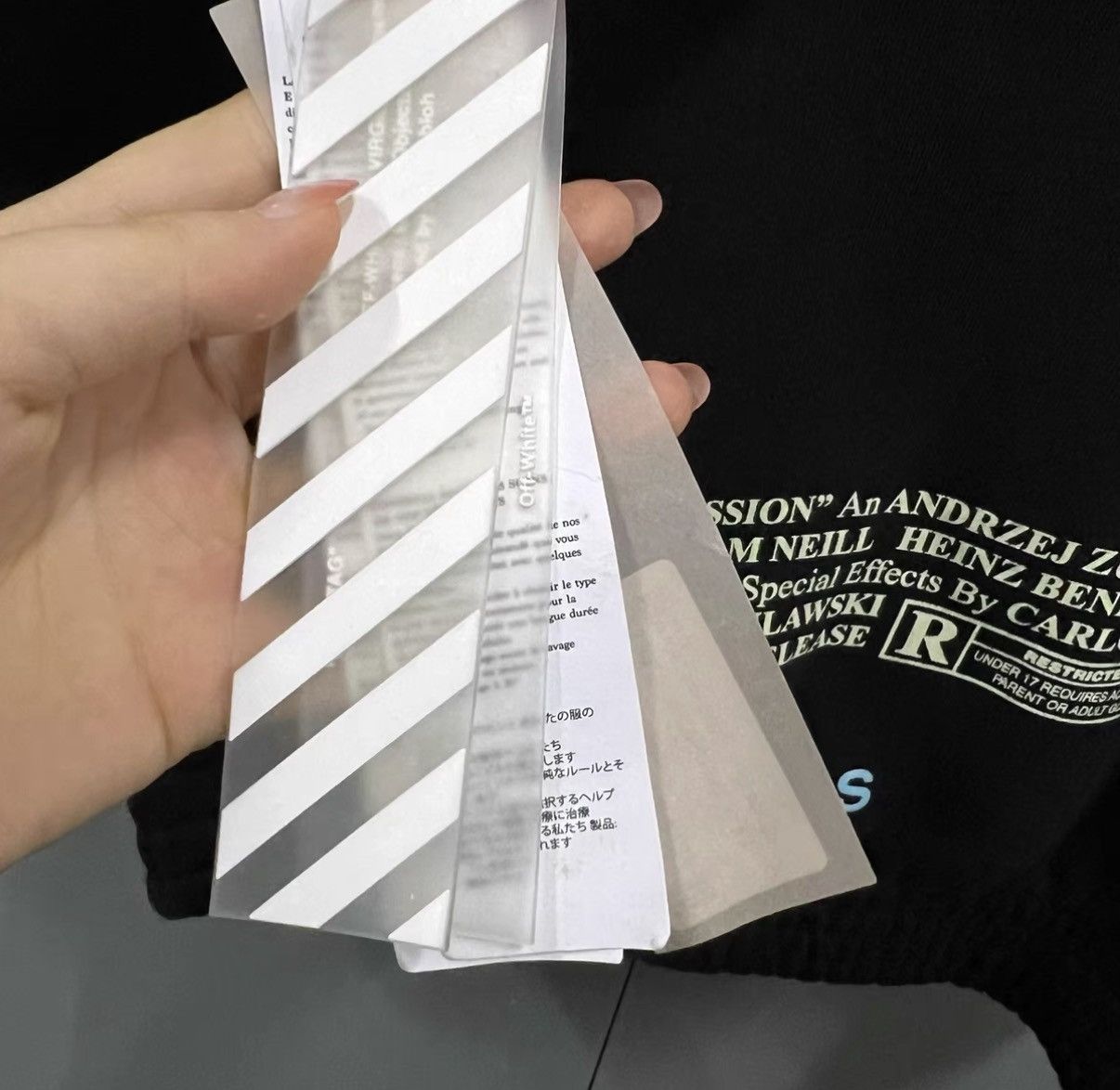 Off-White OFF-WHITE OW Nude Figure Hoodie J41 Size US XS / EU 42 / 0 - 3 Thumbnail