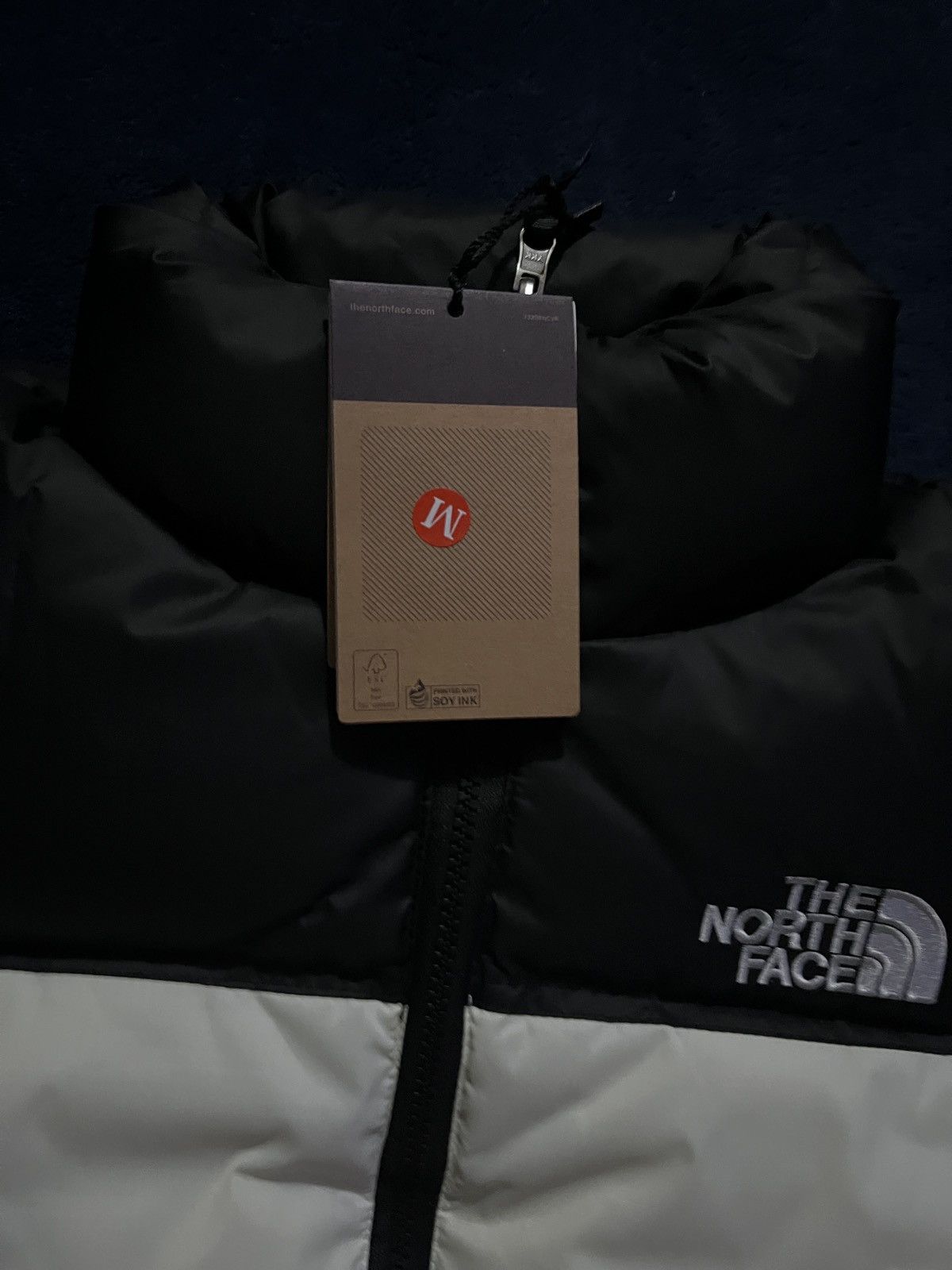The North Face The North Face Men's 1996 Retro Nuptse Jacket white size M Size US M / EU 48-50 / 2 - 2 Thumbnail