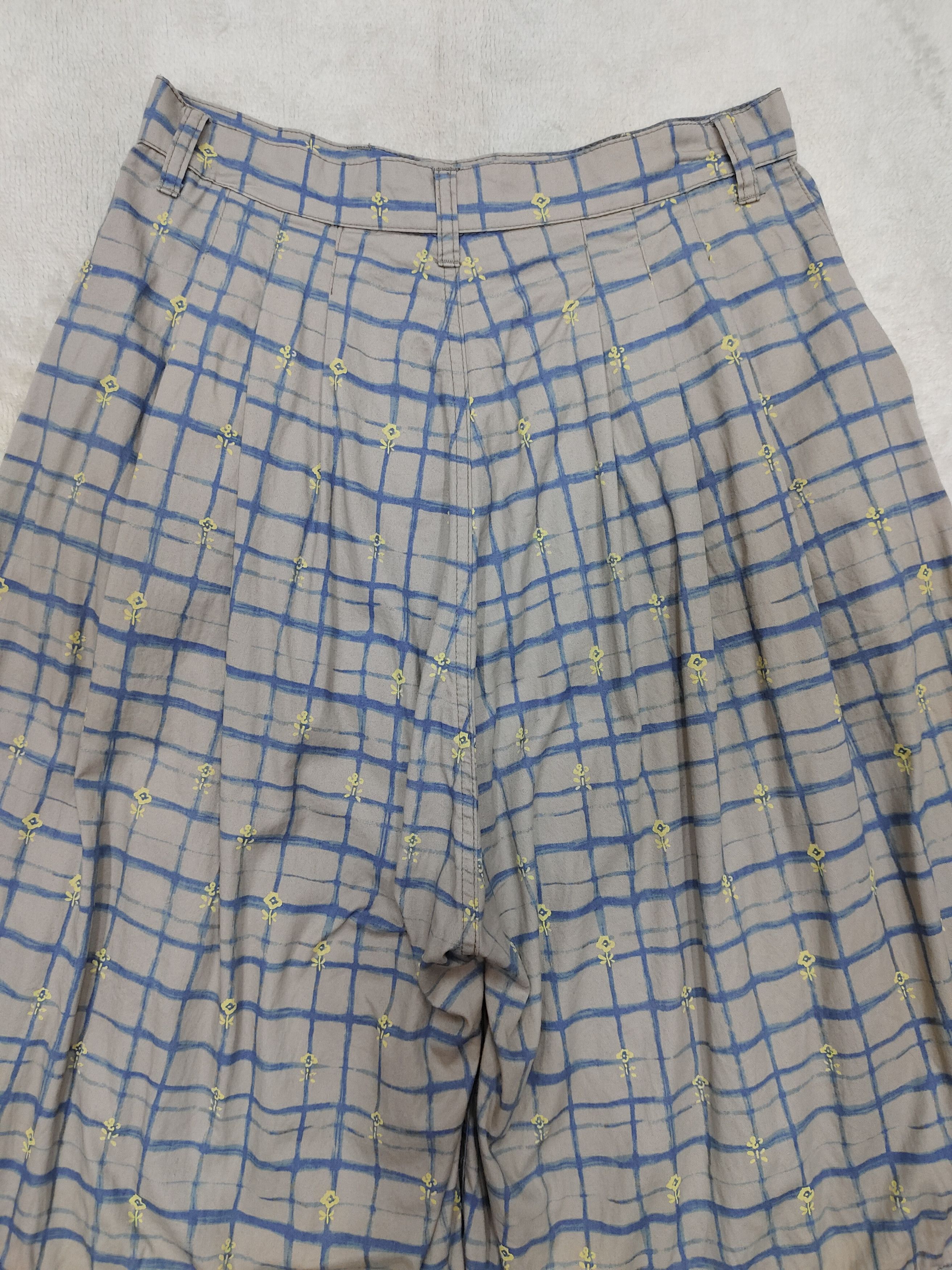 Ne-Net Ne-Net🇯🇵 Plaid Flowers Graphic Wide Leg Balloon Pants Size 29" - 5 Thumbnail