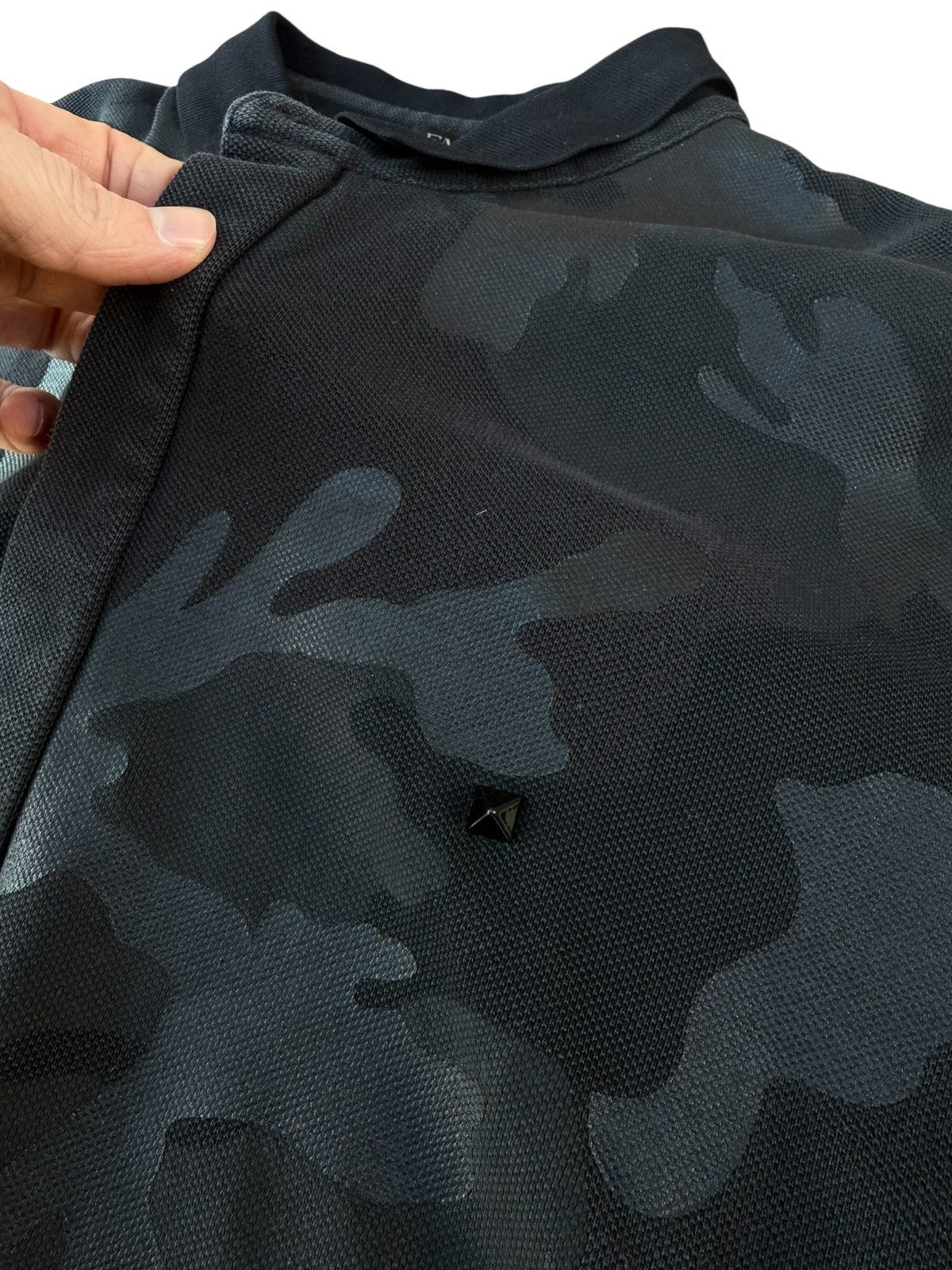 Valentino Valentino camo stud polo Size US M / EU 48-50 / 2 - 3 Thumbnail