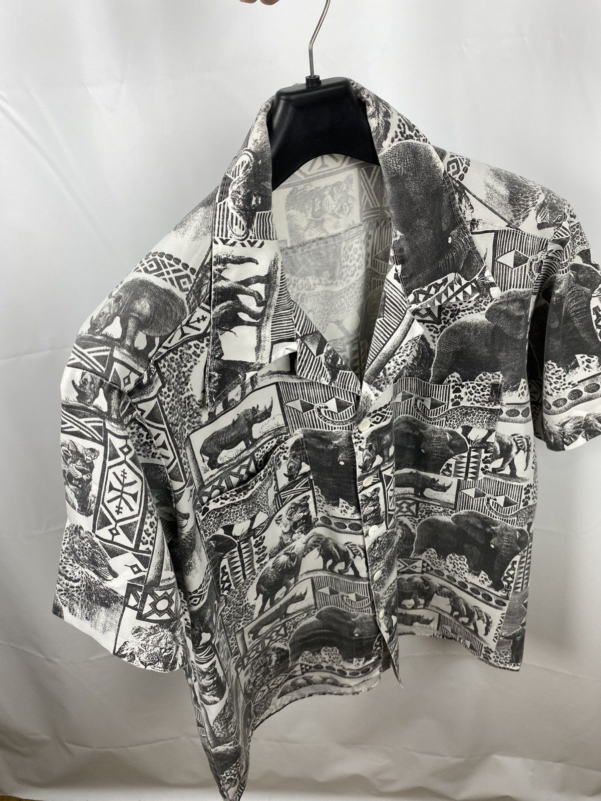Vintage Vintage Shirt Button Up Short Sleeve Animal Print size L Size US L / EU 52-54 / 3 - 7 Thumbnail