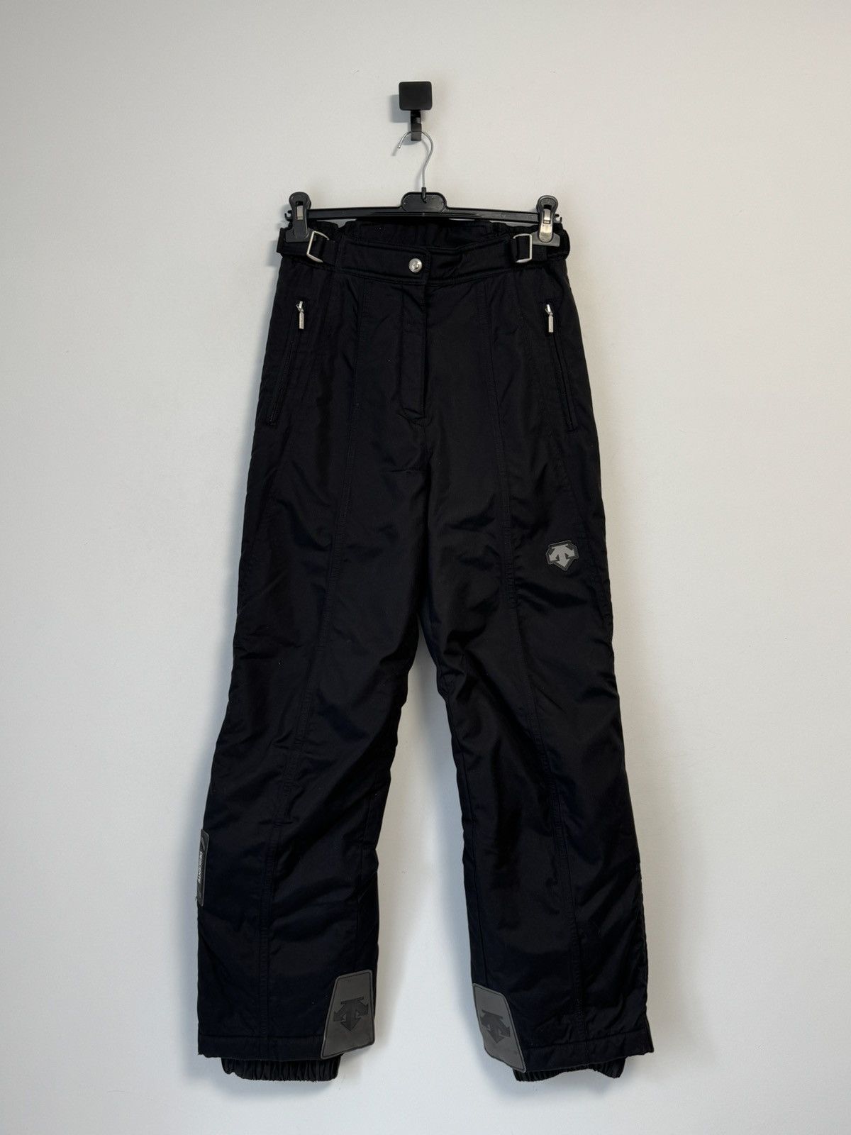 Descente Descente Woman’s Insulated Ski Pants Size US 8 Outdoor Black Size 30" / US 8 / IT 44 - 1 Thumbnail