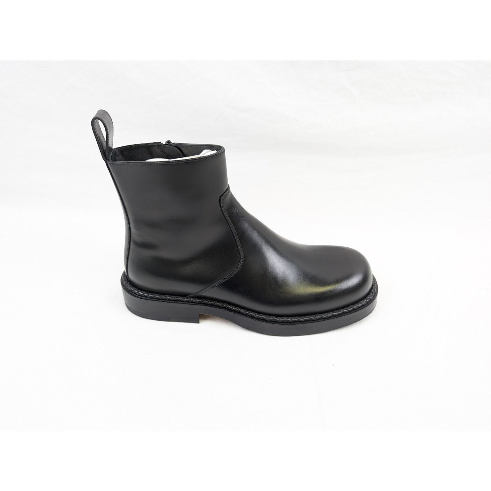 Bottega Veneta o1rshd1 Calf Classic Strut Ankle Boots in Black Size US 8 / EU 41 - 1 Thumbnail