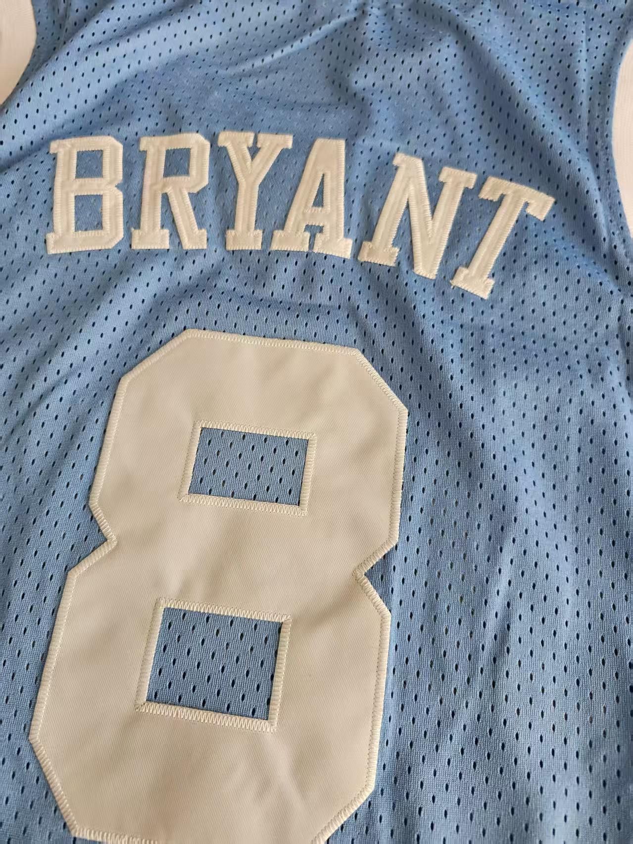 NBA 2004 05 Laker #8 Kobe Bryant Jersey Blue Size US XL / EU 56 / 4 - 5 Thumbnail