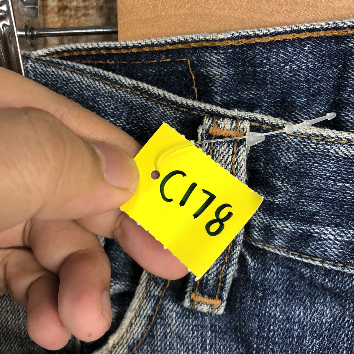 Levi's DL Levis 505 Blue vintage Denim Pants #C198 Size US 33 - 9 Thumbnail