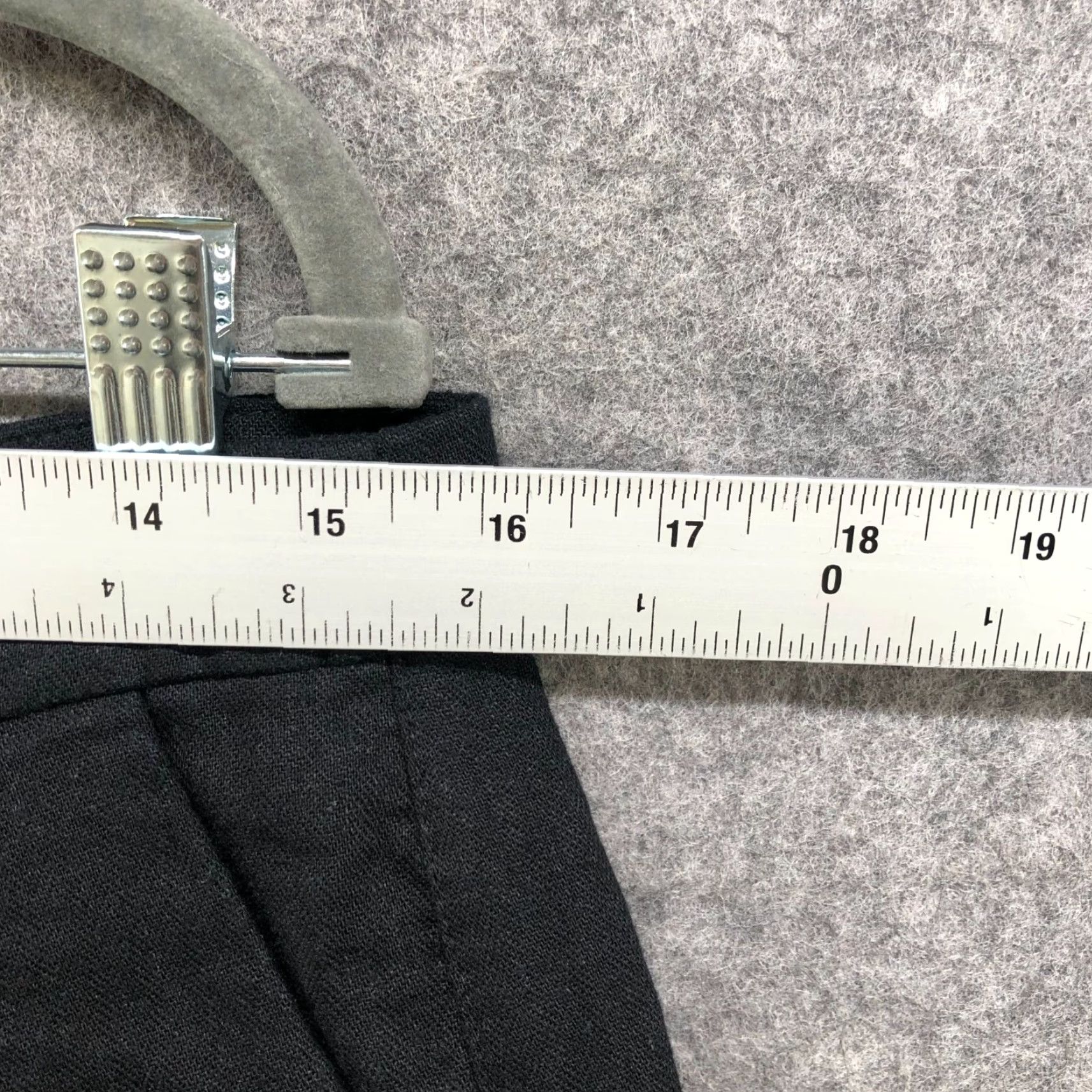 Old Navy VINTAGE Old Navy Pleated Linen Blend Shorts Womens 8 Black Trouser Short Size 30" / US 8 / IT 44 - 5 Thumbnail