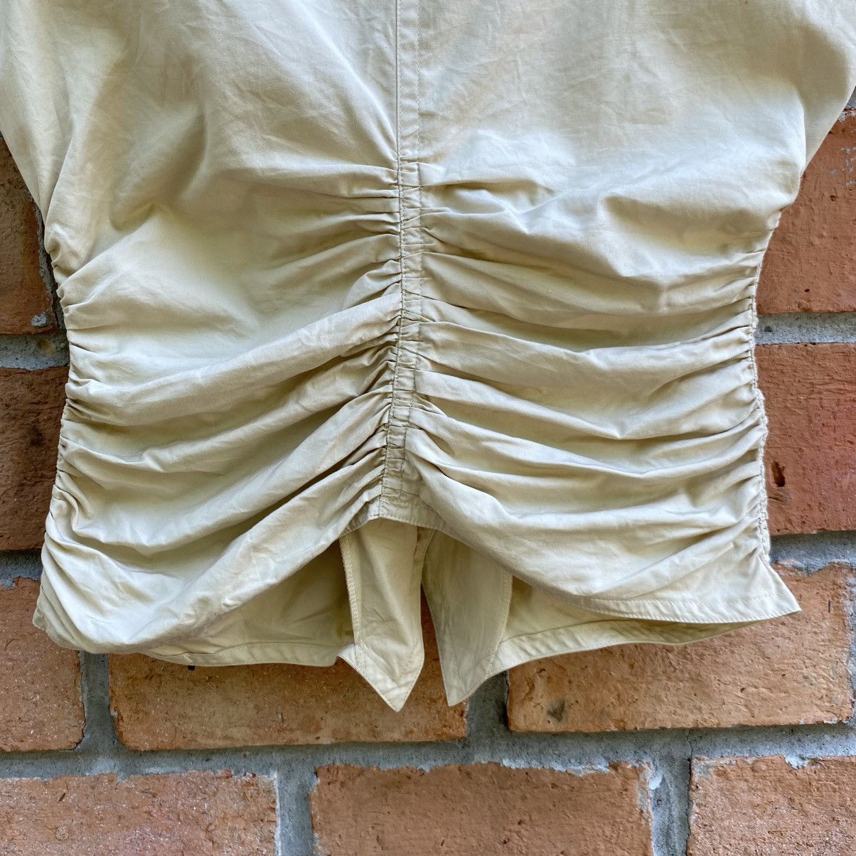 Japanese Brand KEI IWAMOTO Beige Ruched Button-Front Blouse Size S / US 4 / IT 40 - 13 Thumbnail