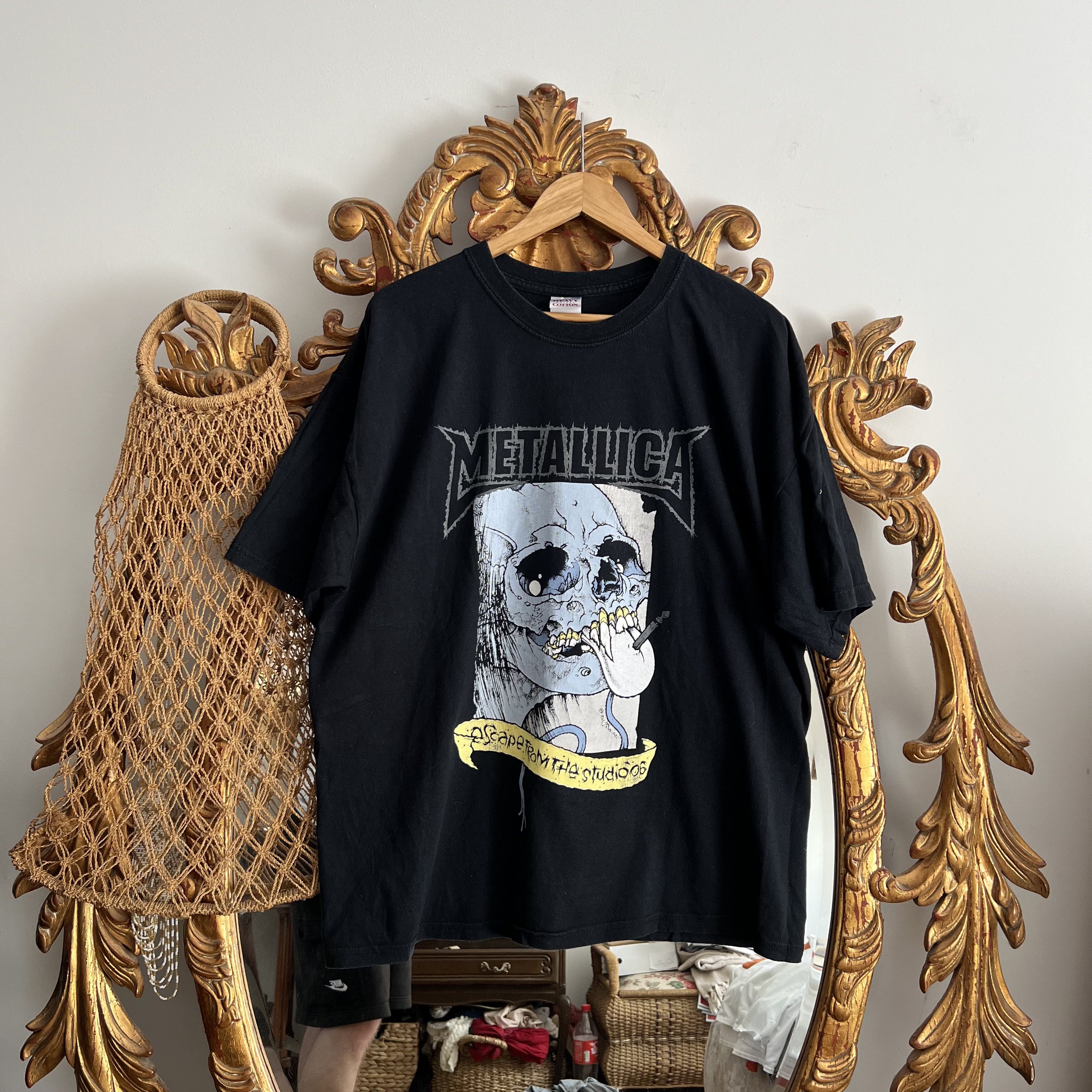 Metallica Vintage tee Metallica skulls Gildan rock 2006 Sz XL Size US XL / EU 56 / 4 - 1 Thumbnail