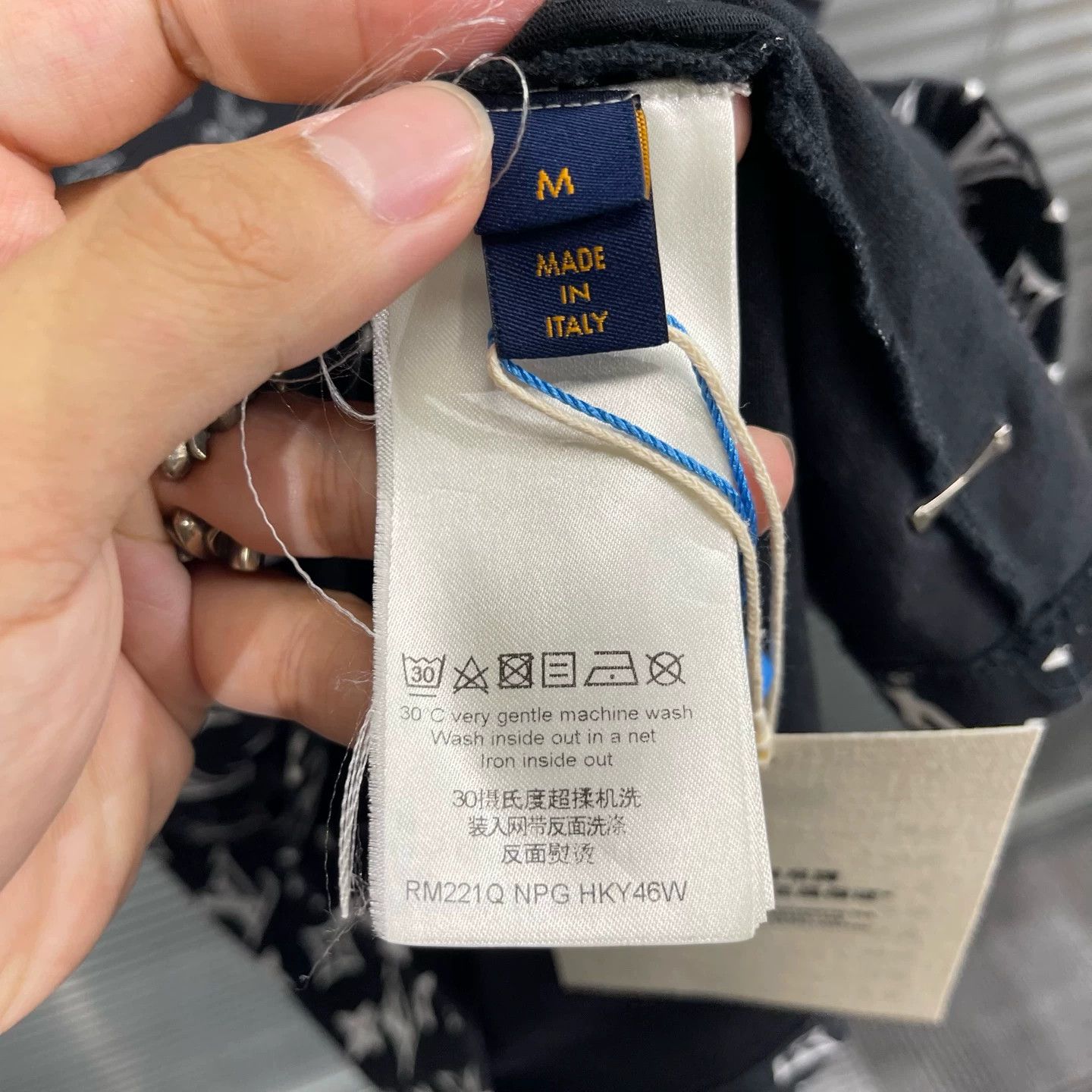 Louis Vuitton LV gradient Monogram all over short tee M 99 new Size US M / EU 48-50 / 2 - 6 Thumbnail