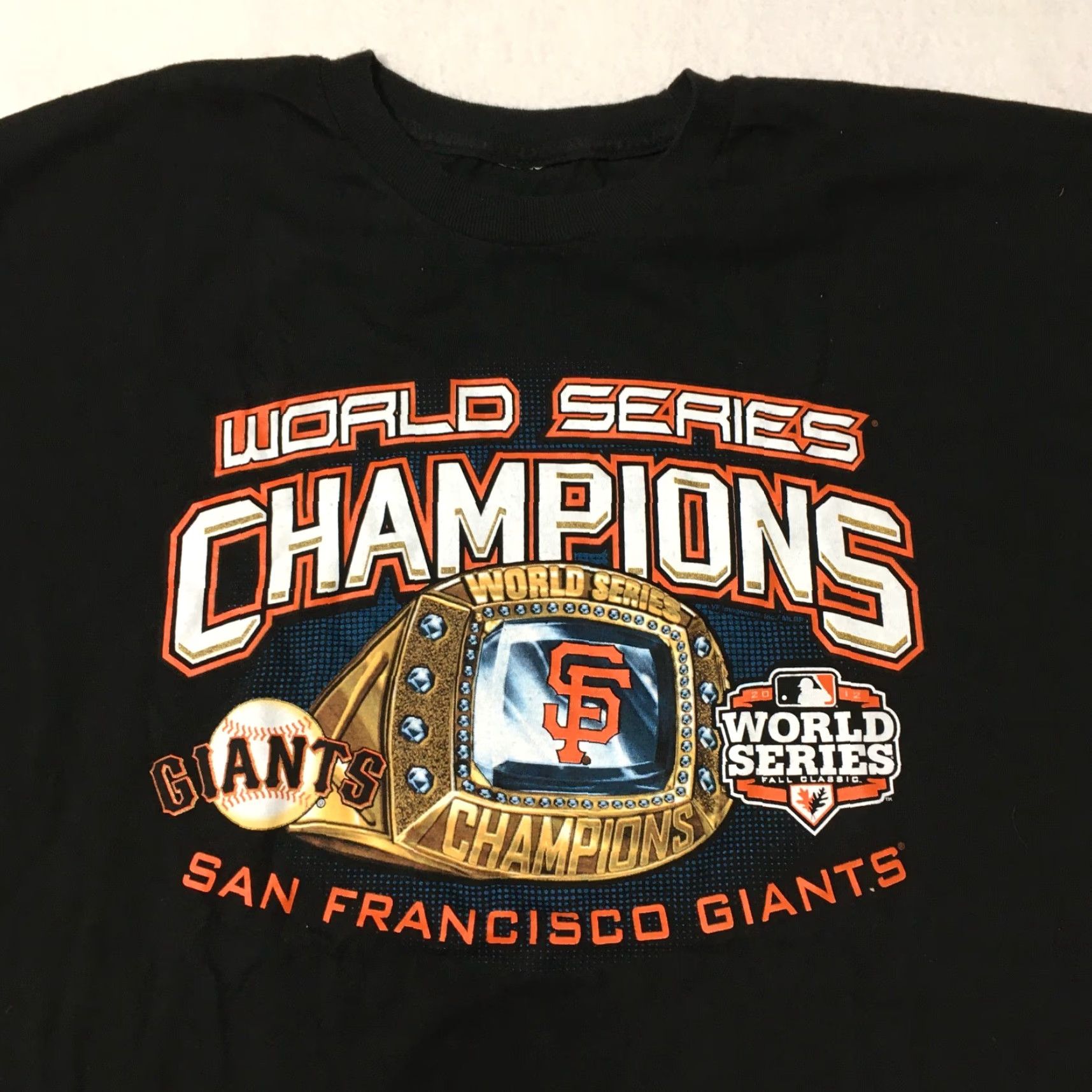 Gildan SF GIANTS T Shirt Mens XL Black World Series Champions MLB 2012 Vintage Gildan Shirt Mens XL Black Giants World Series 2012 Vintage T-Shirt Size US XL / EU 56 / 4 - 2 Thumbnail