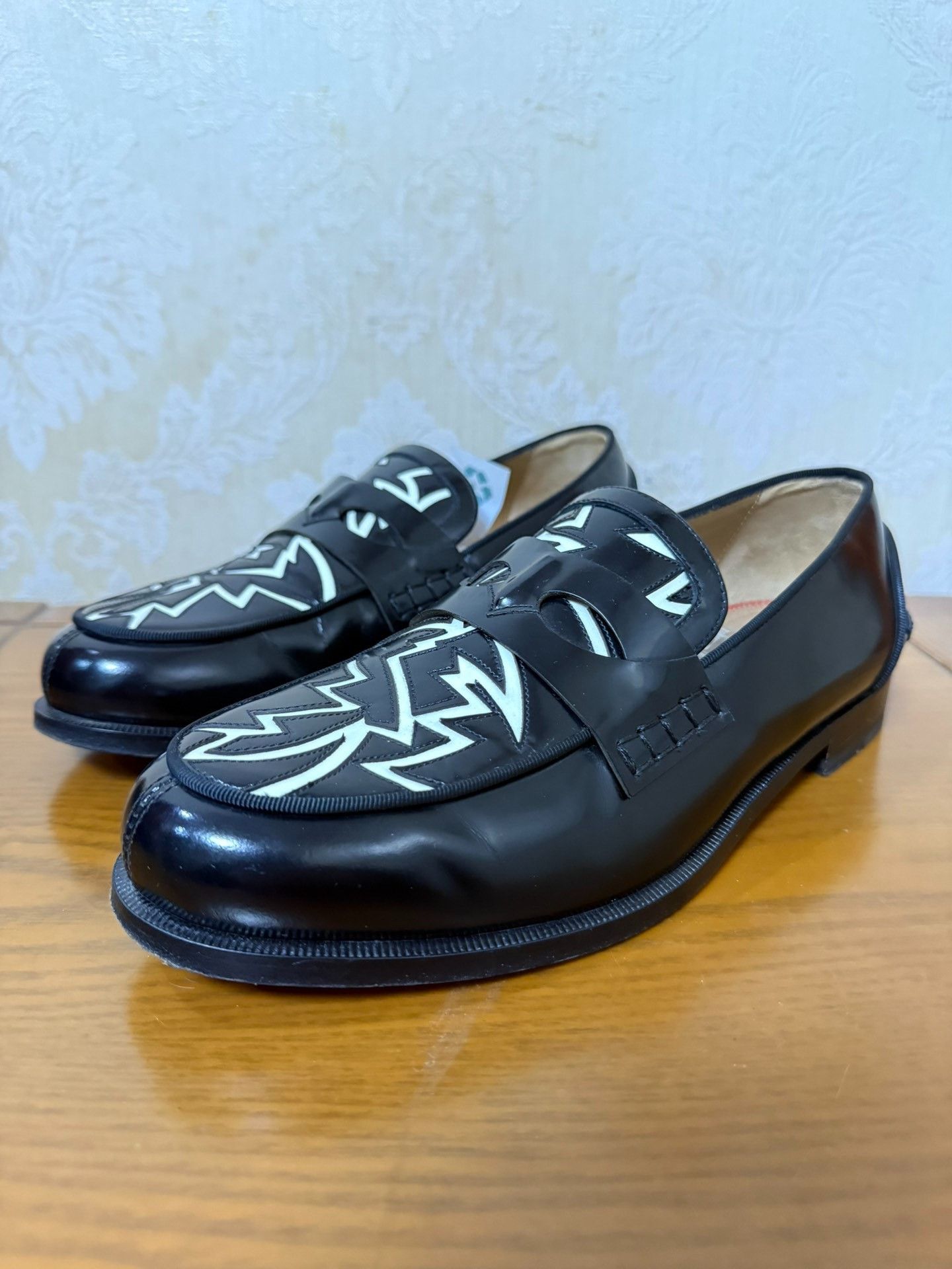 Christian Louboutin Christian Louboutin Casual Red Slip Ons 7.5 Men Size US 7.5 / EU 40-41 - 1 Thumbnail
