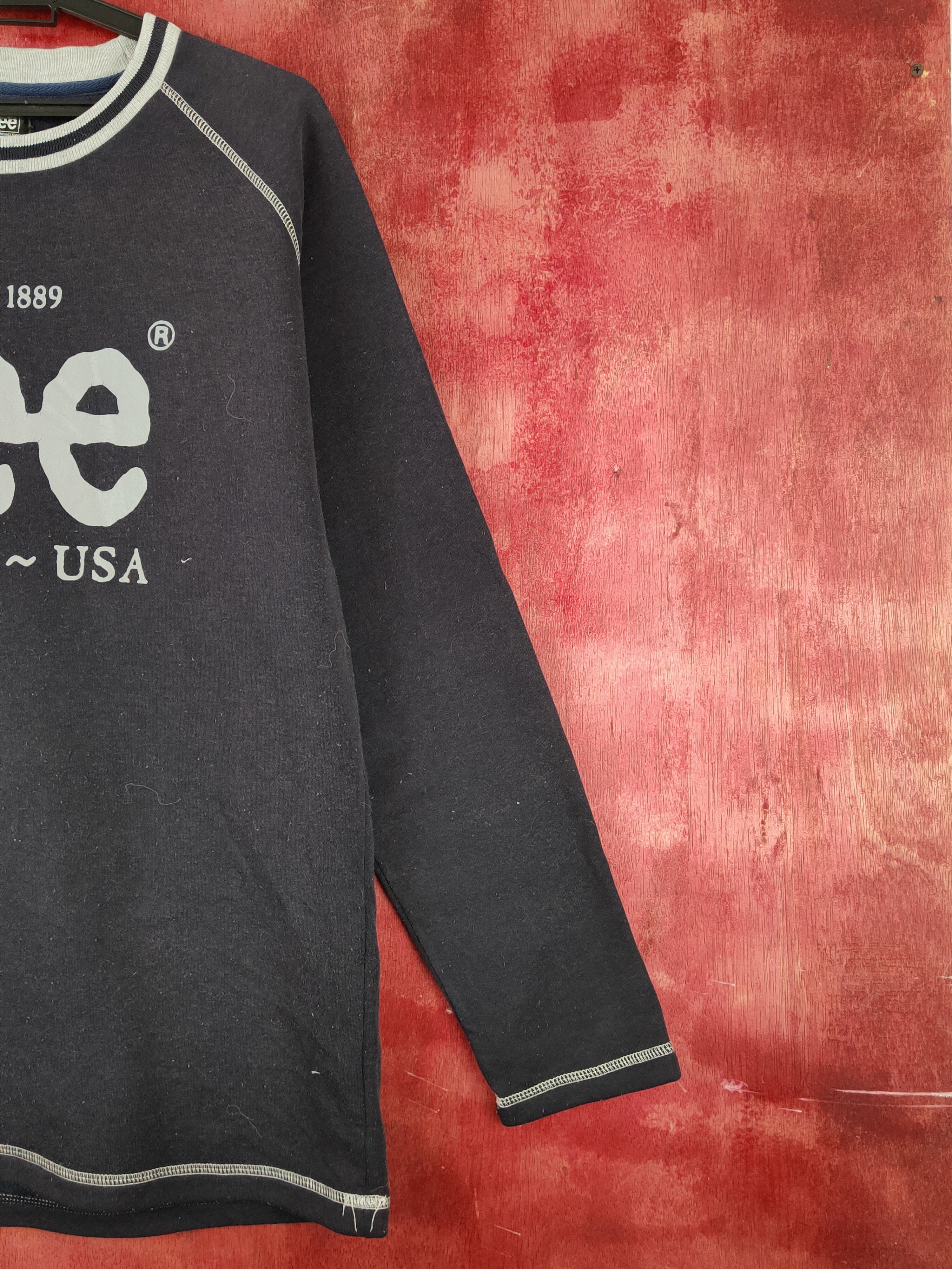 Japanese Brand × Lee × Vintage Lee Dark Blue Faded vintage Sweatshirts #S2118 Size L / US 10 / IT 46 - 7 Thumbnail
