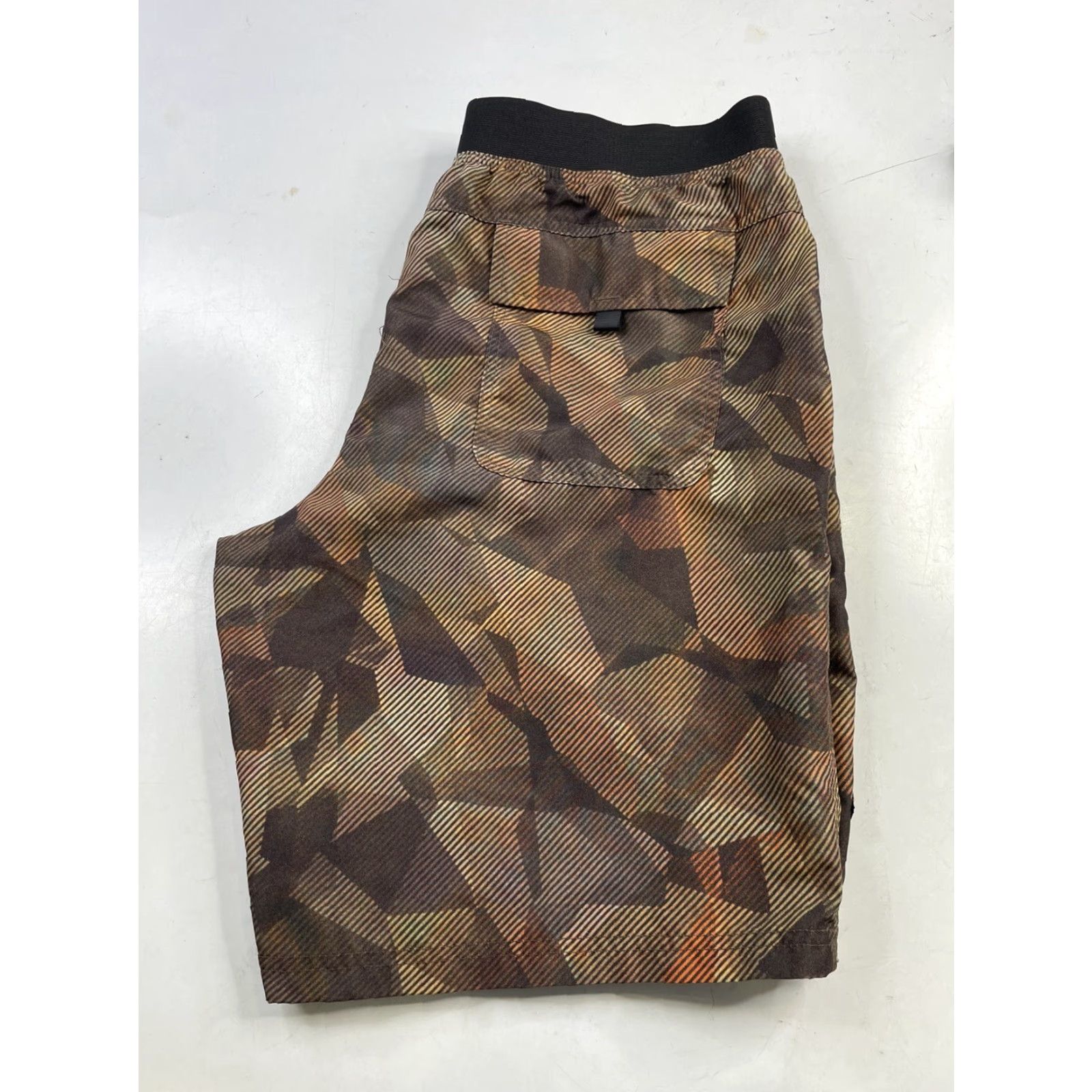 Prana prAna Shorts Mens Large Breath Board Shorts Hybrid Swim Trunks Elastic Waist Brown Polyester Spandex Water-Repellent Beach Board Shorts Mens L Brown Size US 33 - 4 Thumbnail