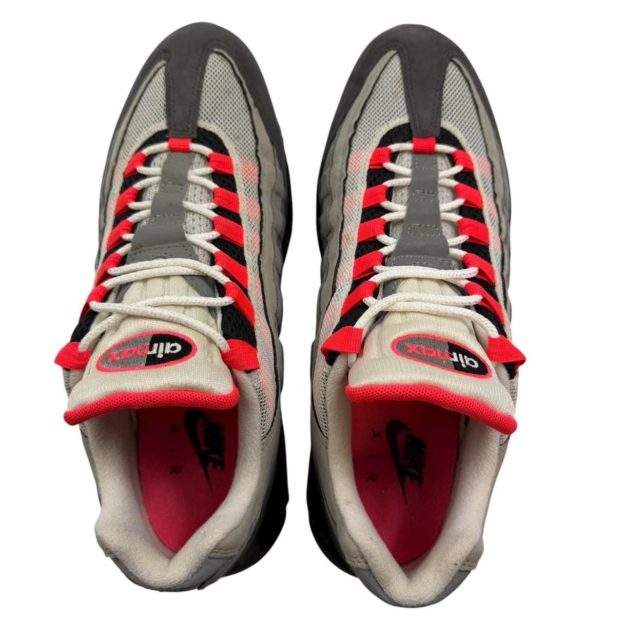 Nike Nike Air Max 95 OG Solar Red 2018 - Size US 10.5 / EU 44.5 Size US 10.5 / EU 43-44 - 5 Thumbnail
