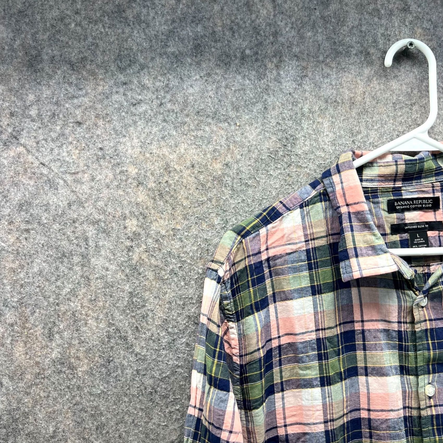 Banana Republic Banana Republic Shirt Men Large Blue Pink Plaid Button-Down Untucked Slim Cotton Shirt Size US L / EU 52-54 / 3 - 5 Thumbnail