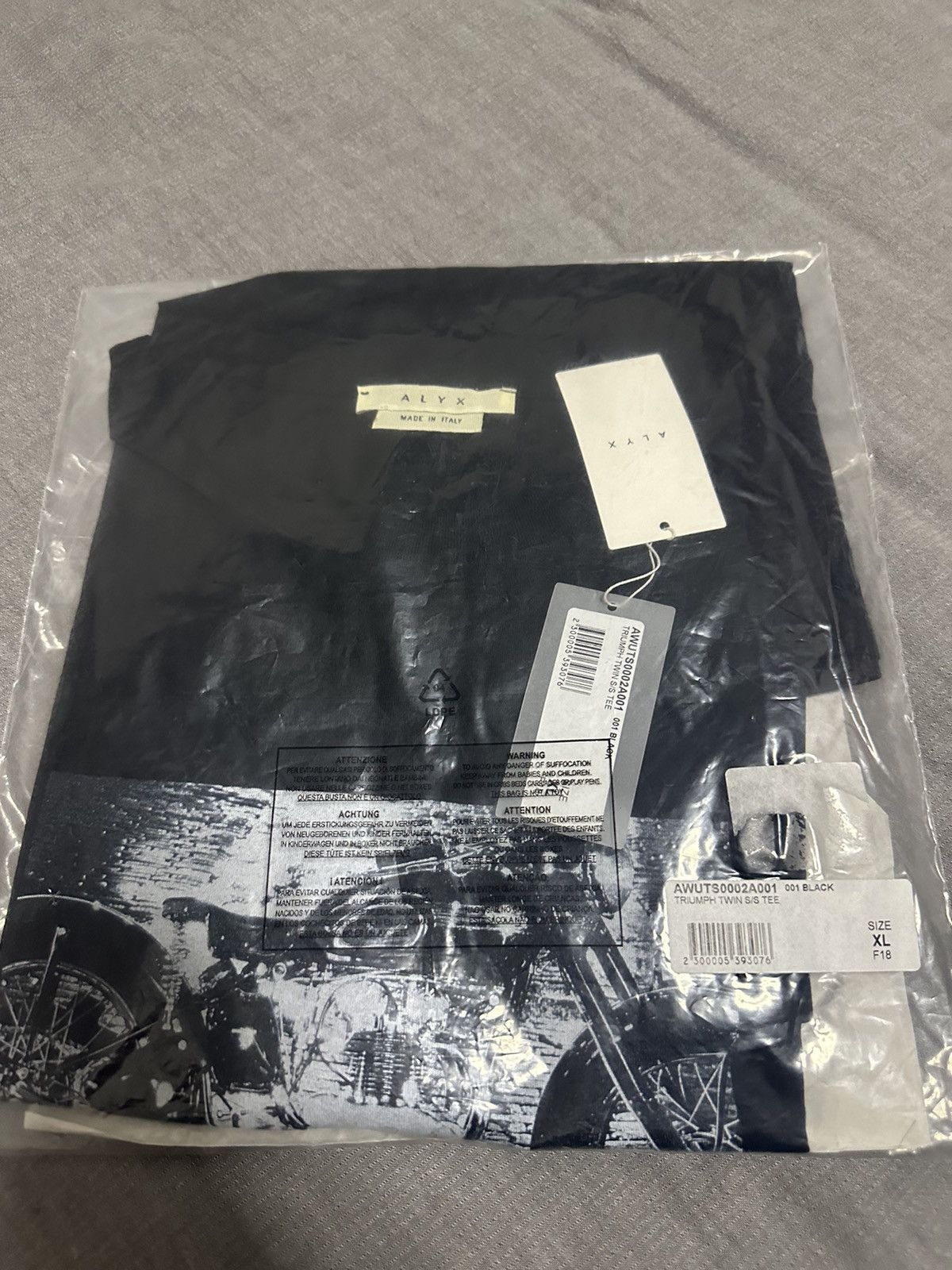 1017 ALYX 9SM 1017 Alyx 9sm Triumph Twin S/S Tee Black Size US XL / EU 56 / 4 - 1 Thumbnail