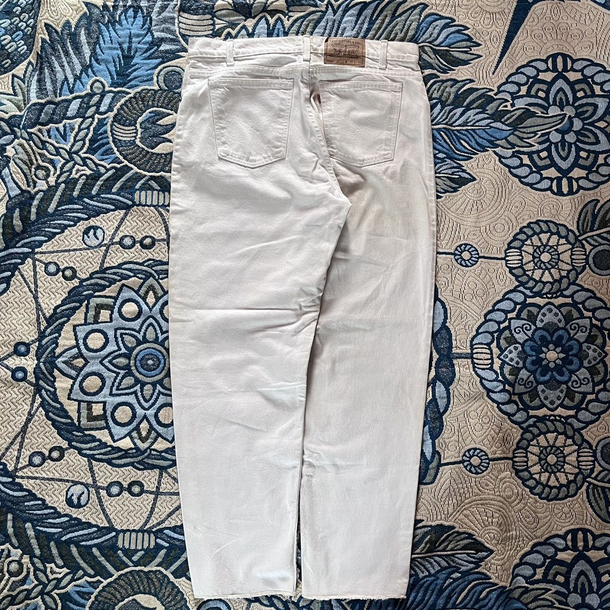 Levi's Vintage Clothing VINTAGE WHITE DENIM JEANS “ORANGE TAB LEVIS” Size US 35 - 2 Thumbnail