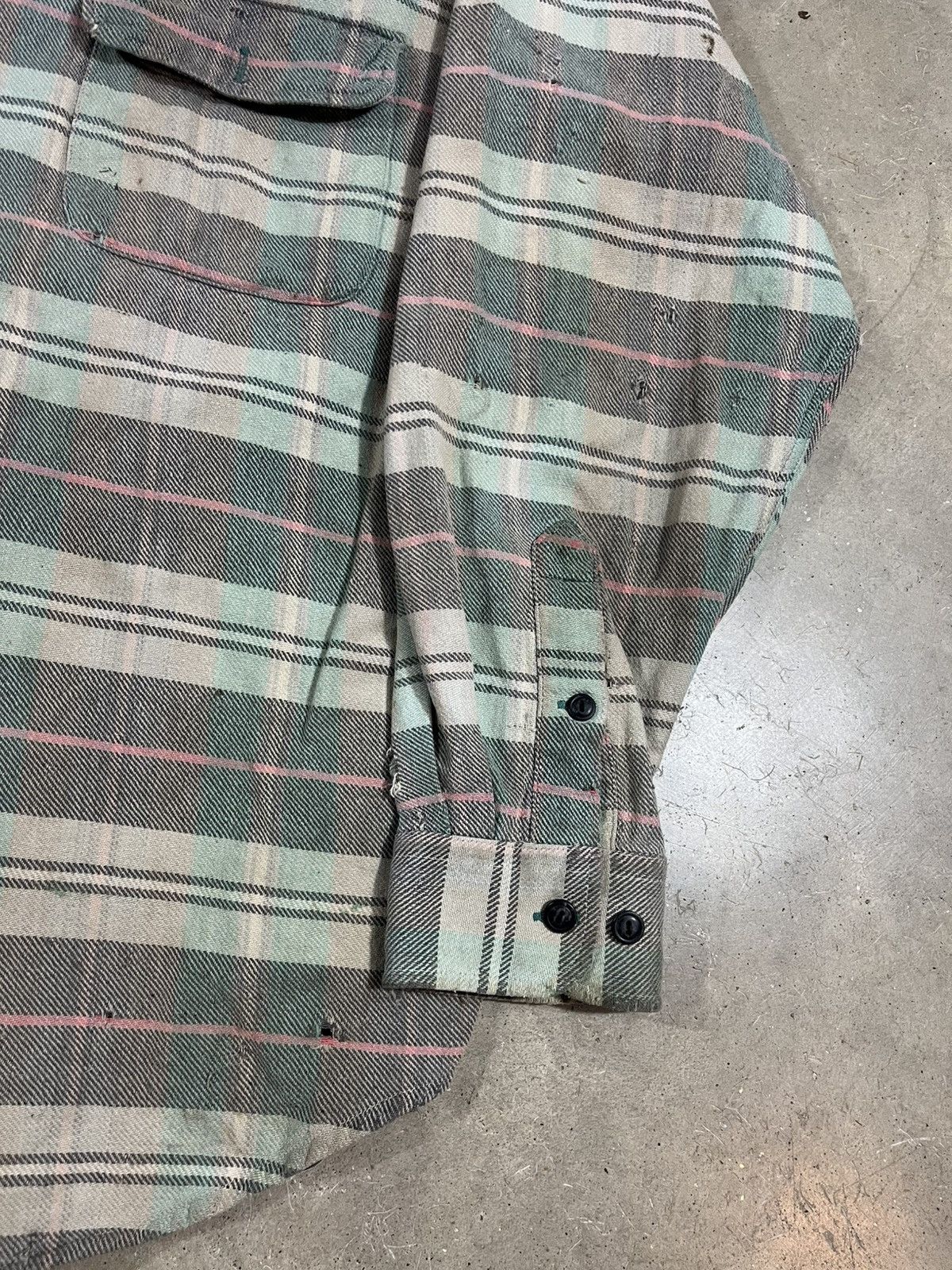 Vintage Vintage Woven Cotton Flannel Shirt Distressed Faded Gray Size US M / EU 48-50 / 2 - 6 Thumbnail