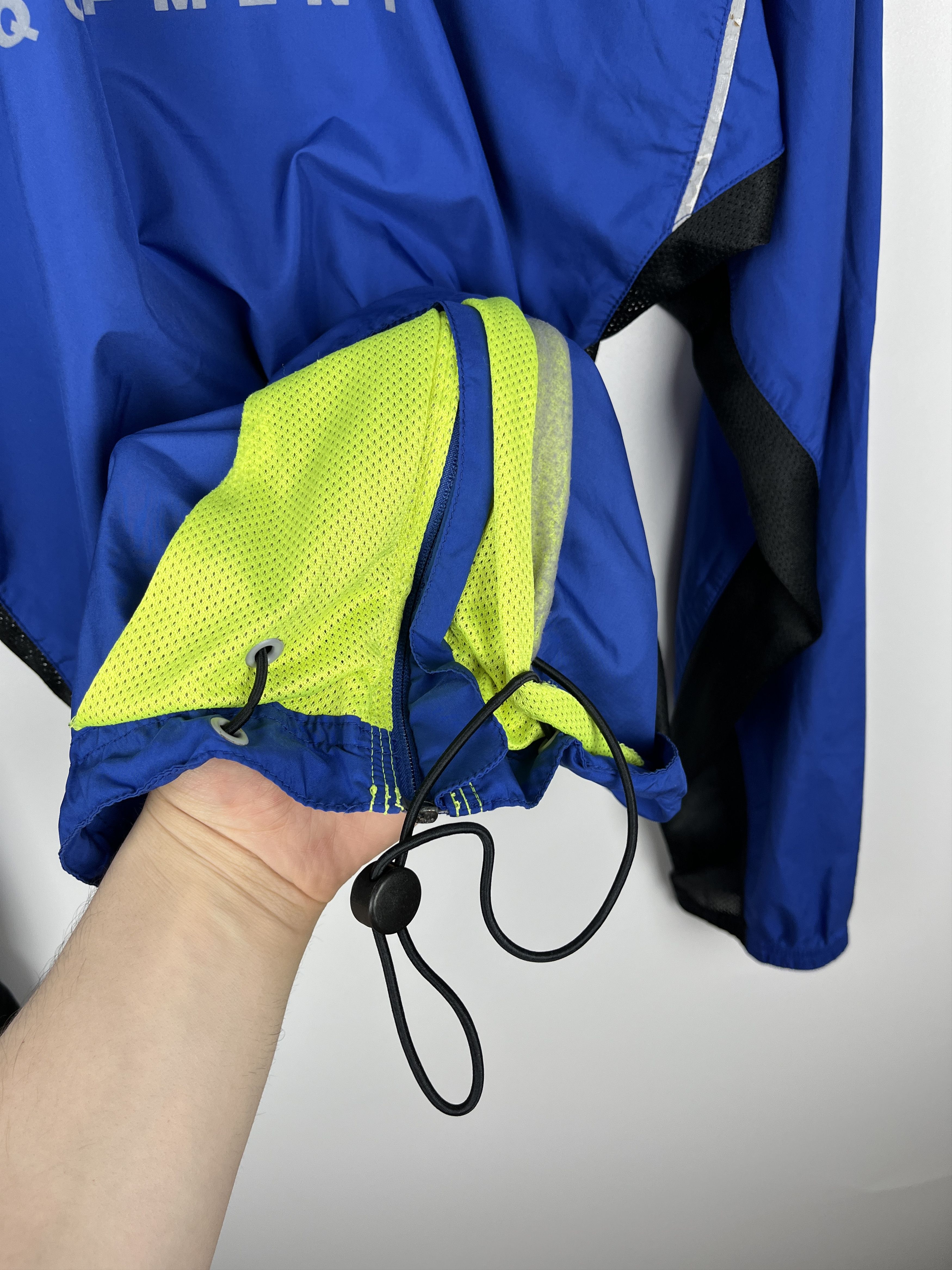 Adidas 90's Adidas Equipment Vintage Big Logo Back Light Jacket Size US M / EU 48-50 / 2 - 19 Thumbnail
