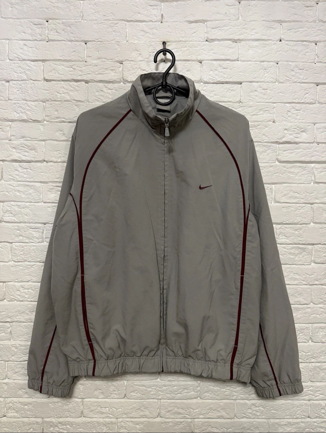 Nike Nike Vintage Nylon Track Jacket Sz M Size US M / EU 48-50 / 2 - 1 Thumbnail