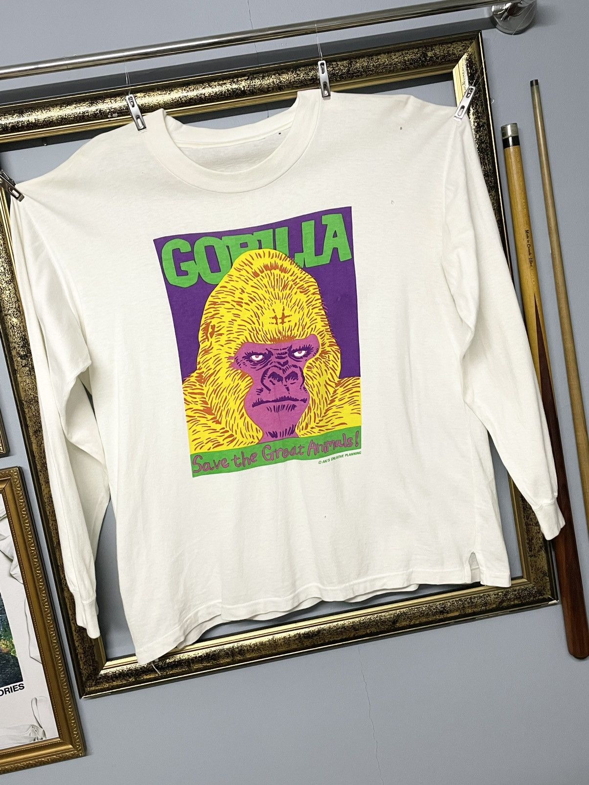 Japanese Brand Vintage 1990s ‘Gorrila’ Save The Great Animals Photo Tshirt Size US M / EU 48-50 / 2 - 2 Thumbnail