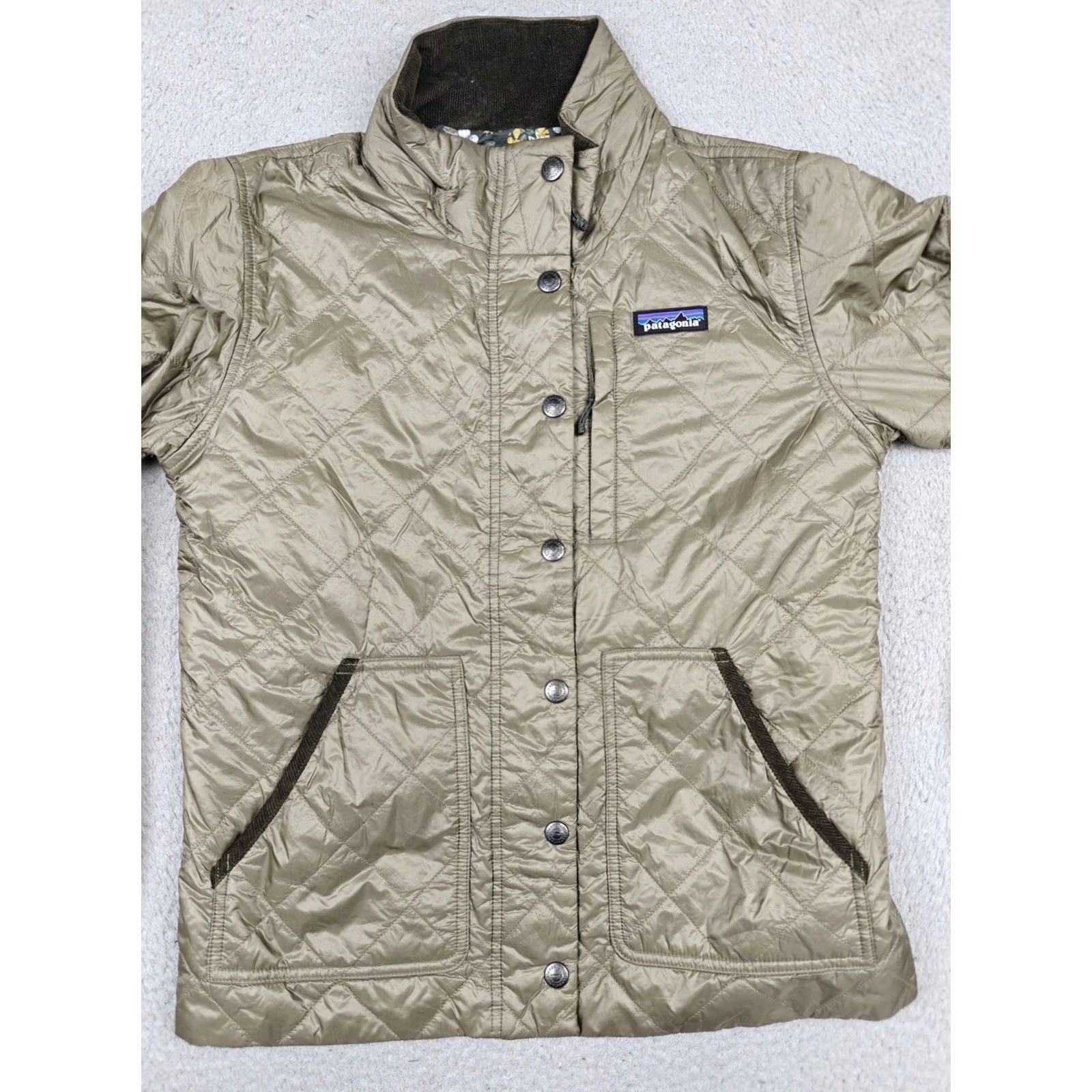 Patagonia Patagonia Jacket Womens XS Beige Snap Front Insulated Floral Lining Size XS / US 0-2 / IT 36-38 - 4 Thumbnail