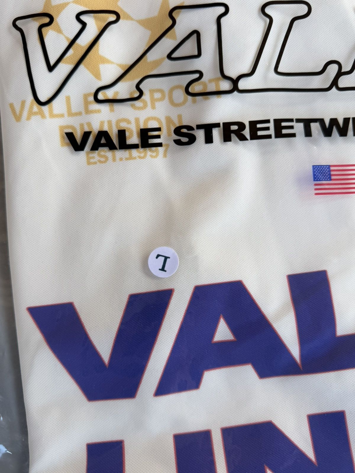 Vale Vale Forever United Football Jersey Size Large NWT Size US L / EU 52-54 / 3 - 8 Thumbnail