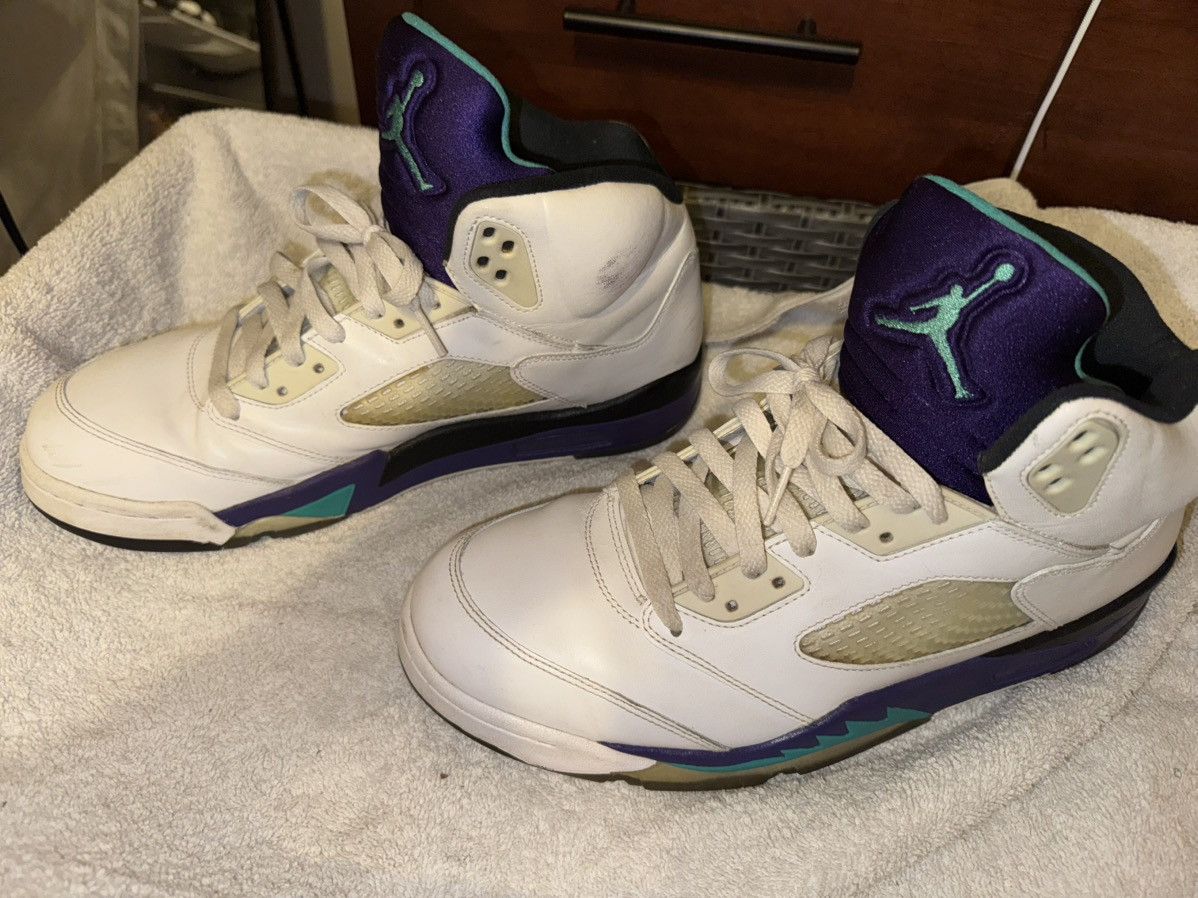 Jordan Brand Grape 5’s Size US 11.5 / EU 44-45 - 5 Thumbnail