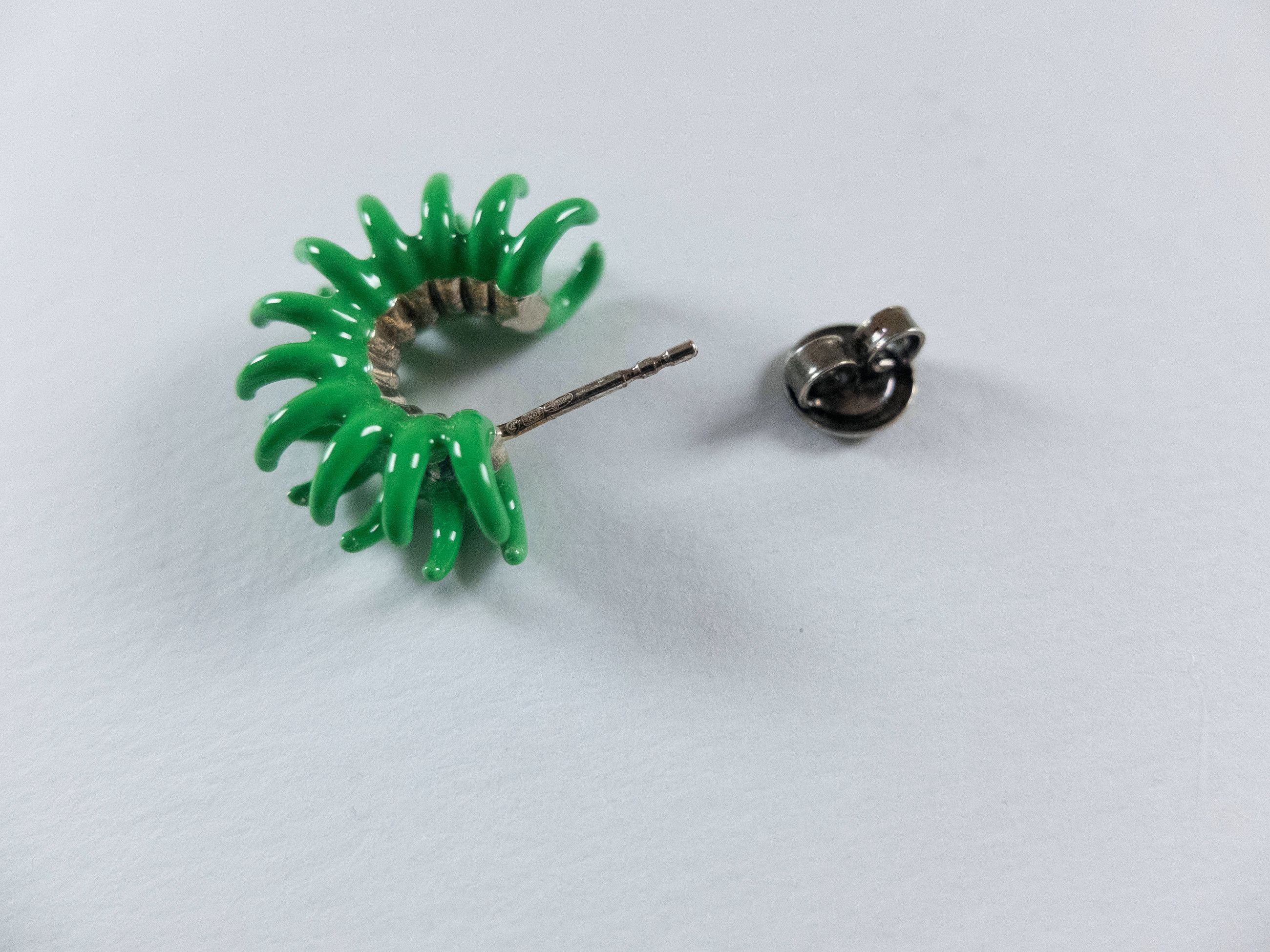 Bottega Veneta BOTTEGA VENETA Spine parakeet green enameled hoop earrings q Size ONE SIZE - 7 Thumbnail