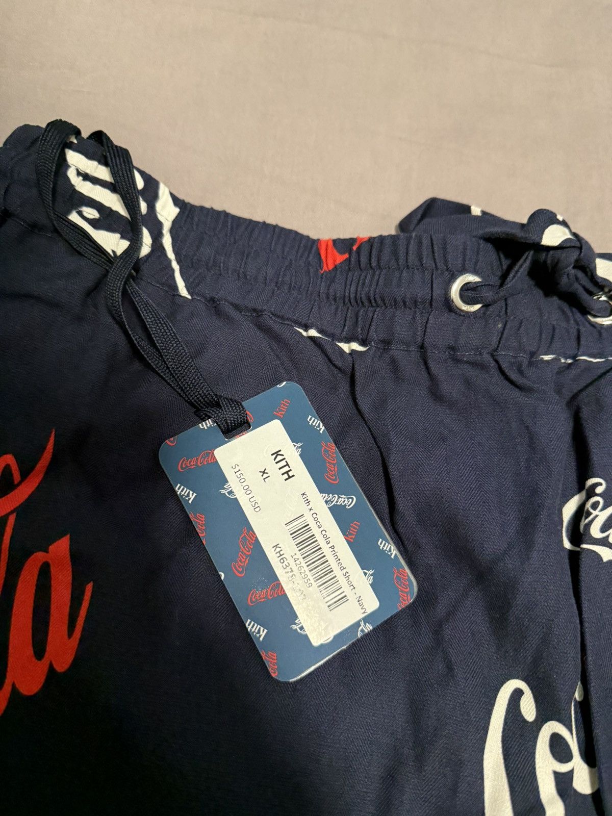Coca Cola × Kith Kith Coca-Cola printed short navy Size US 36 / EU 52 - 2 Thumbnail