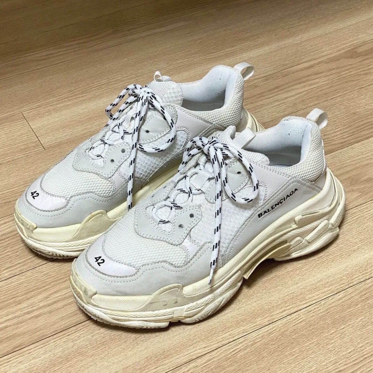 image of Balenciaga Triple S 17Fw Made In Italy White Size 9Us 42Eur Shoes, Men's