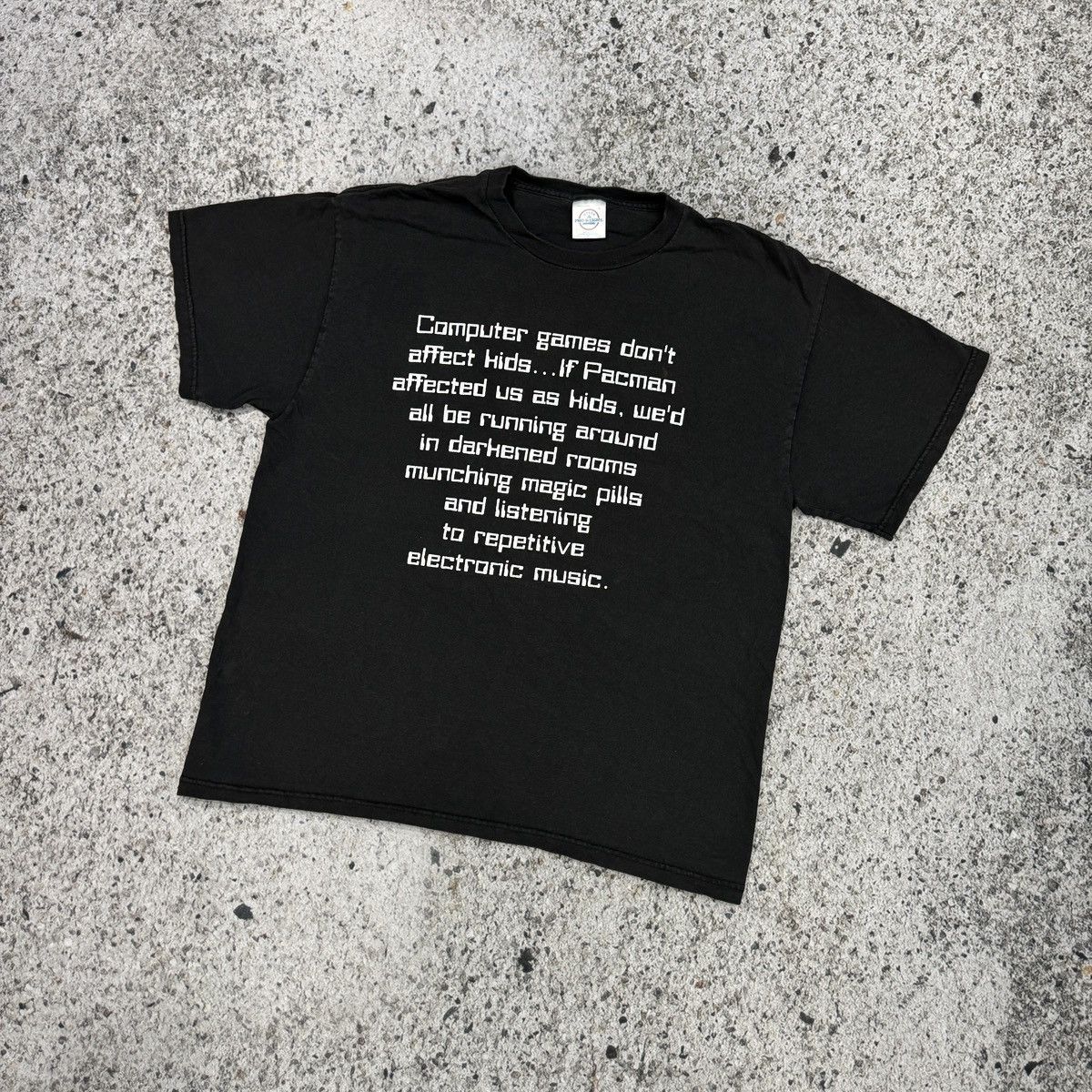 Vintage Faded Magic Pills Tee Thrashed Distressed ERD Grunge Size US L / EU 52-54 / 3 - 2 Thumbnail