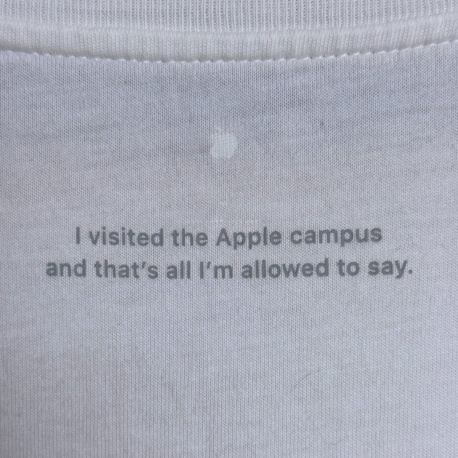 Apple I Visited the Apple Campus Zipper Face White Souvenir T L Size US L / EU 52-54 / 3 - 4 Thumbnail