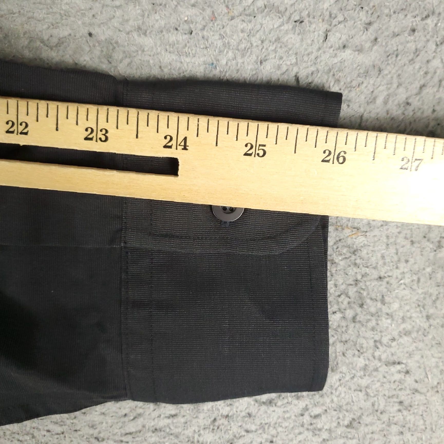 UNTUCKit UNTUCKit Shirt Mens 2XL Gray Long Sleeve Button-Up Casual Dress Shirt - Cotton Blend, Regular Fit, Solid, Collared, Pockets - Men's Shirt Size US XXL / EU 58 / 5 - 6 Thumbnail