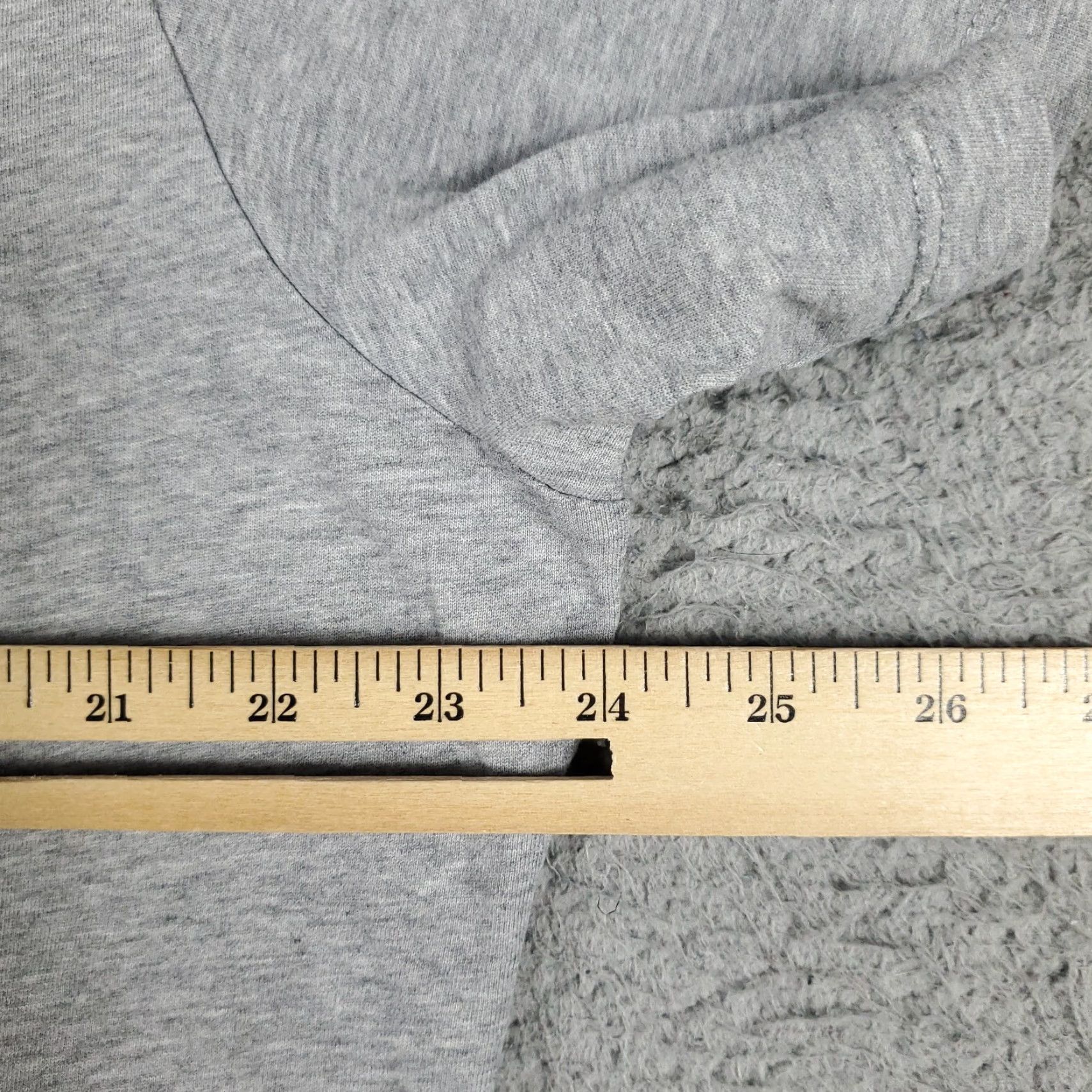 Nike Nike T Shirt Mens XL Gray Swoosh Casual Short Sleeve Adult Mens XL Nike T Shirt Gray Short Sleeve Crew Neck Logo Modern Sports Active All Seasons Men Size US XL / EU 56 / 4 - 6 Thumbnail