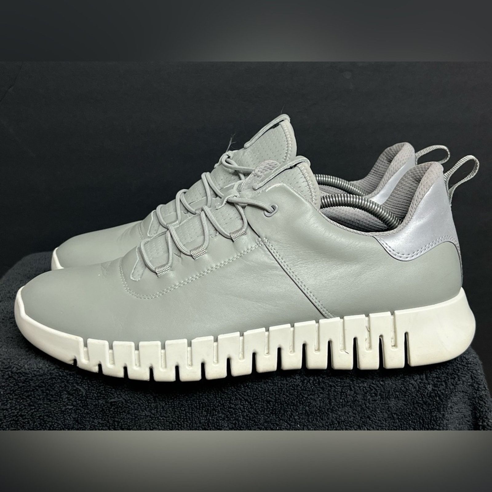 Ecco ECCO Men's GRUUV Grey Leather Shoes EU 47 13 - 13.5 US Size US 13 / EU 46 - 1 Thumbnail
