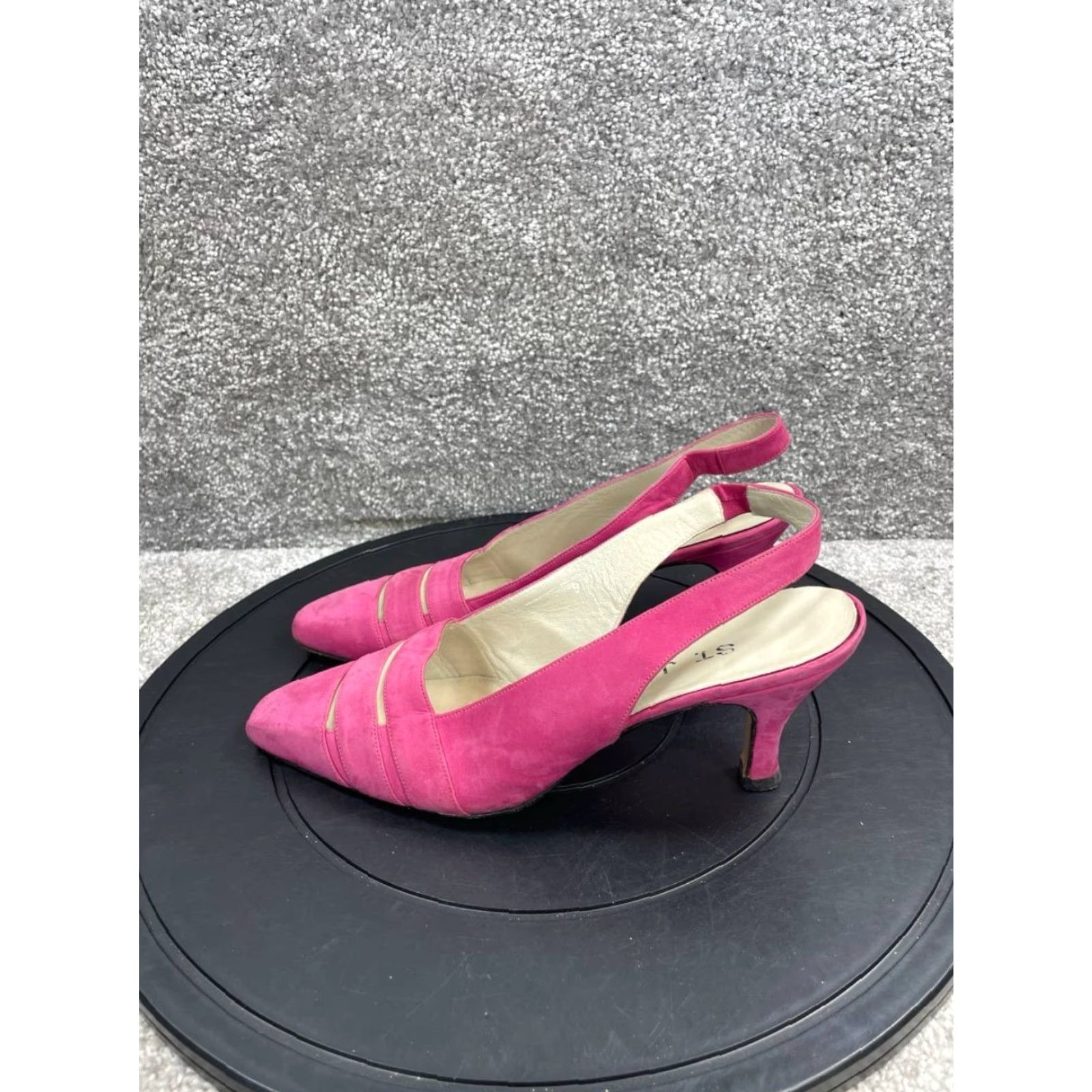 St. John ST. John Womens Slingback Heel Pink Suede Almond Toe 9 Stiletto Mid Heel Size 9 Pink Women Shoes Size US 9 / IT 39 - 5 Thumbnail