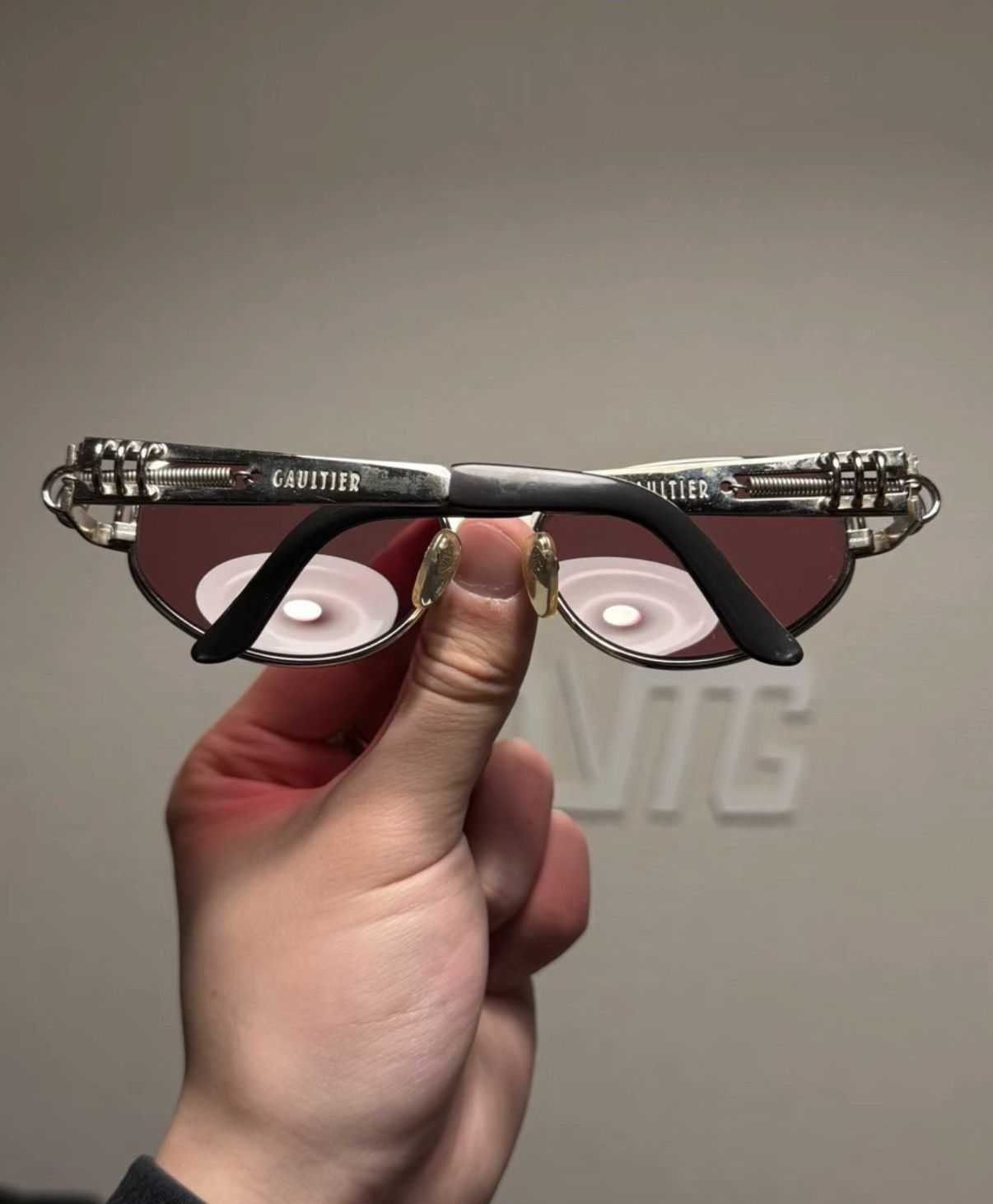 Jean Paul Gaultier Brown Frame Sunglasses with Pink Lenses Size ONE SIZE - 7 Thumbnail