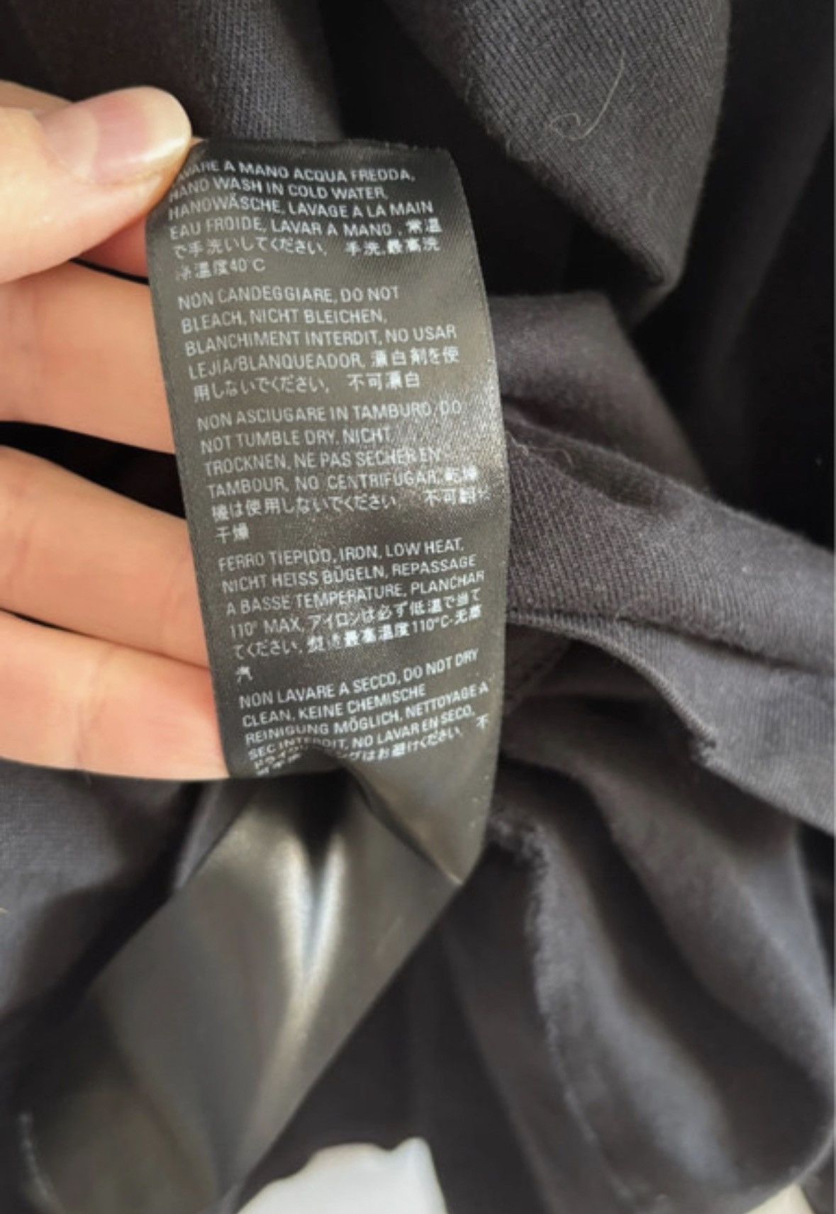 Balenciaga Balenciaga T-shirt Size US L / EU 52-54 / 3 - 6 Thumbnail