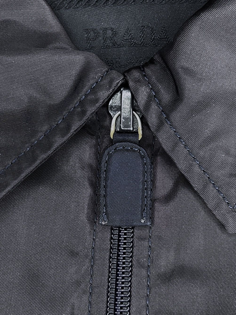 Prada 90s Raglan Nylon Jacket Size US M / EU 48-50 / 2 - 5 Thumbnail