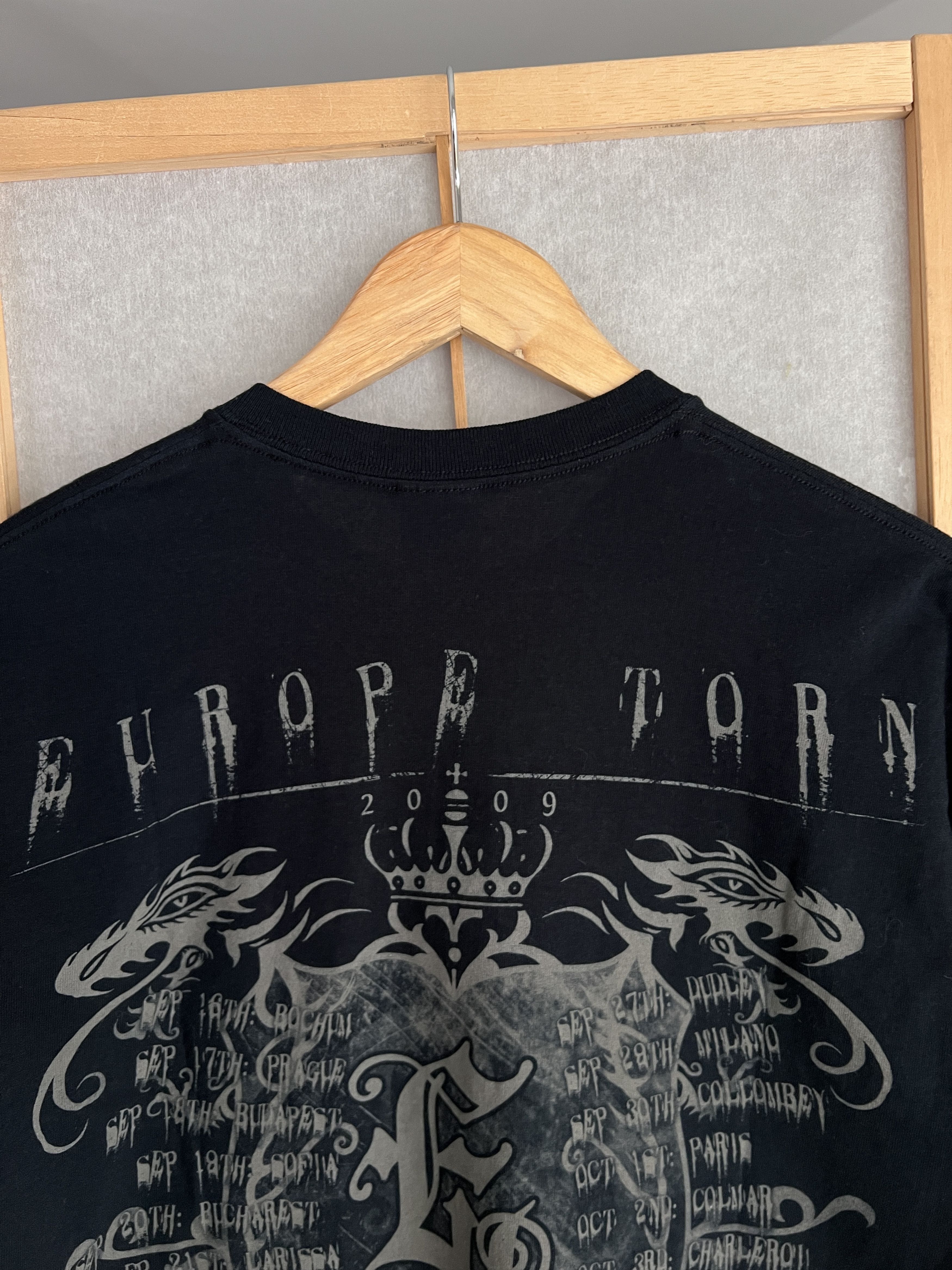 Band Tees Rare! Evergrey vintage 2009 Europe tour t shirt Torn promo Size US L / EU 52-54 / 3 - 8 Thumbnail