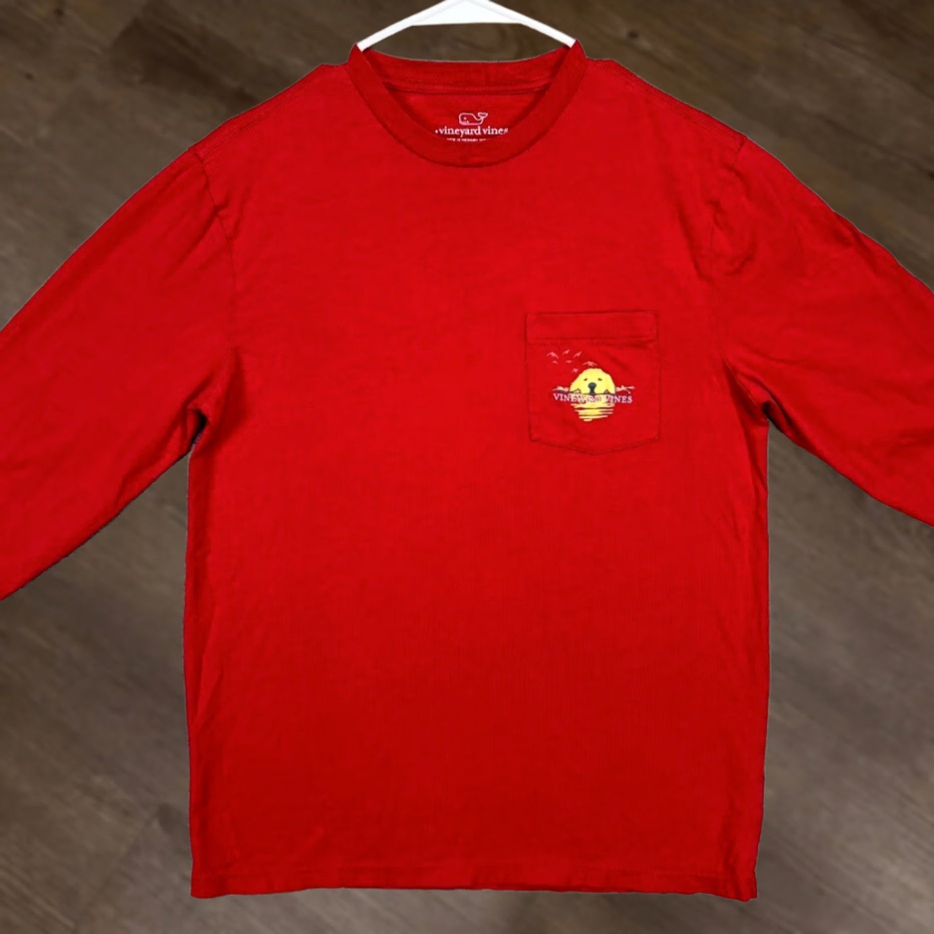 Vineyard Vines Vineyard Vines Pullover Sweatshirt Mens Small Red Graphic Print Crewneck Pocket Size US S / EU 44-46 / 1 - 1 Thumbnail