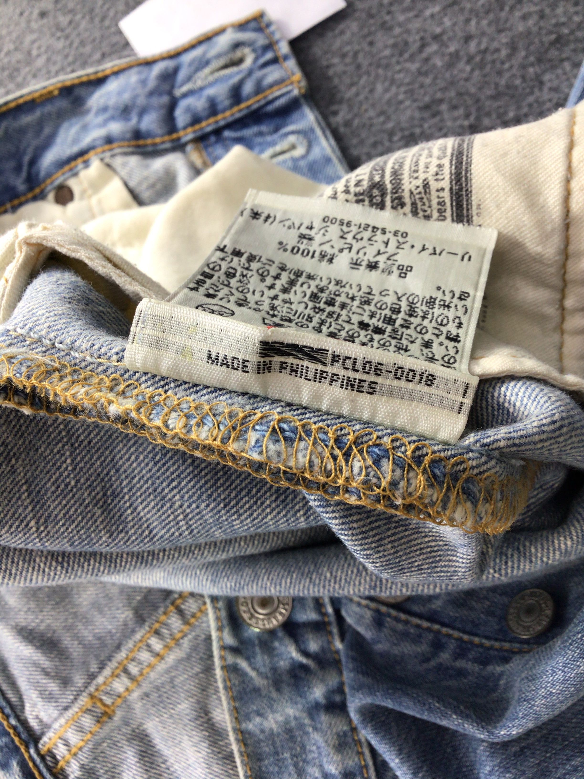 Vintage 90s Levis 501 Jeans-JM371