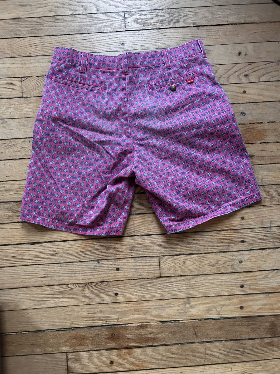 Supreme Pink supreme shorts Size US 32 / EU 48 - 2 Thumbnail