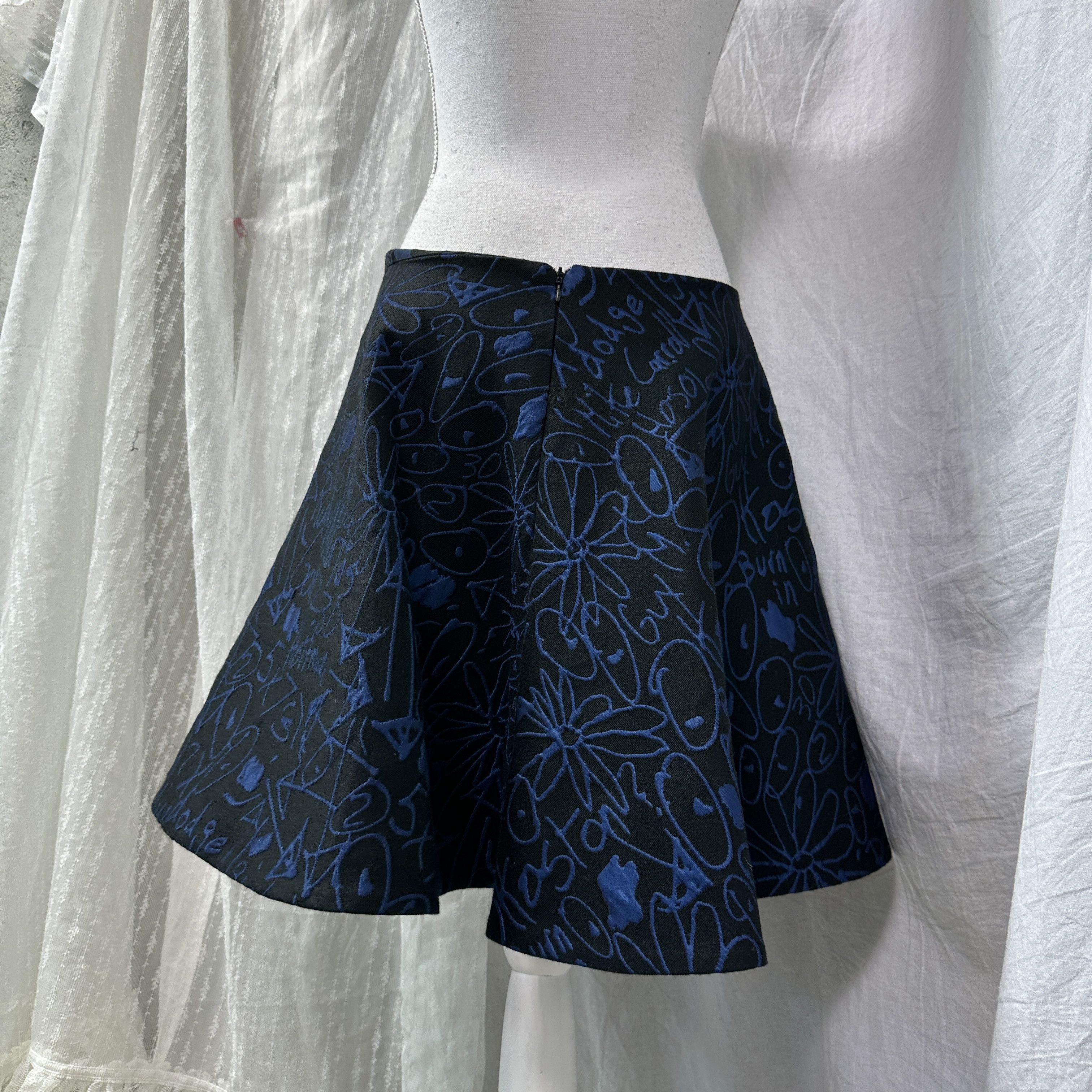 Opening Ceremony Vintage Avant Garde Printed Opening Ceremony Skirt Y2K Size 27" / US 4 / IT 40 - 8 Thumbnail