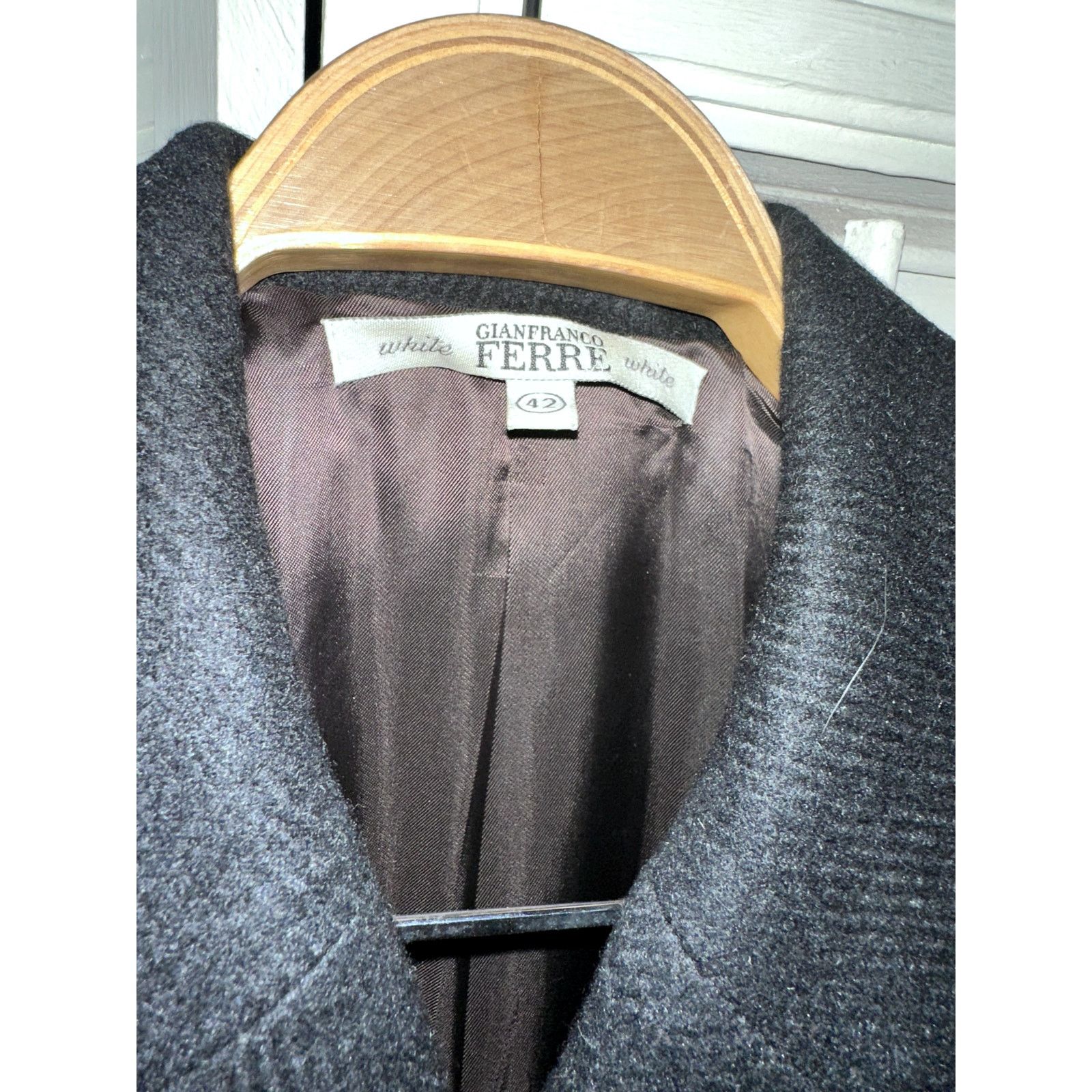 Gianfranco Ferre GIANFRANCO FERRE VINTAGE 80's 90's WOOL DOUBLE BREASTED COAT Size M / US 6-8 / IT 42-44 - 4 Thumbnail