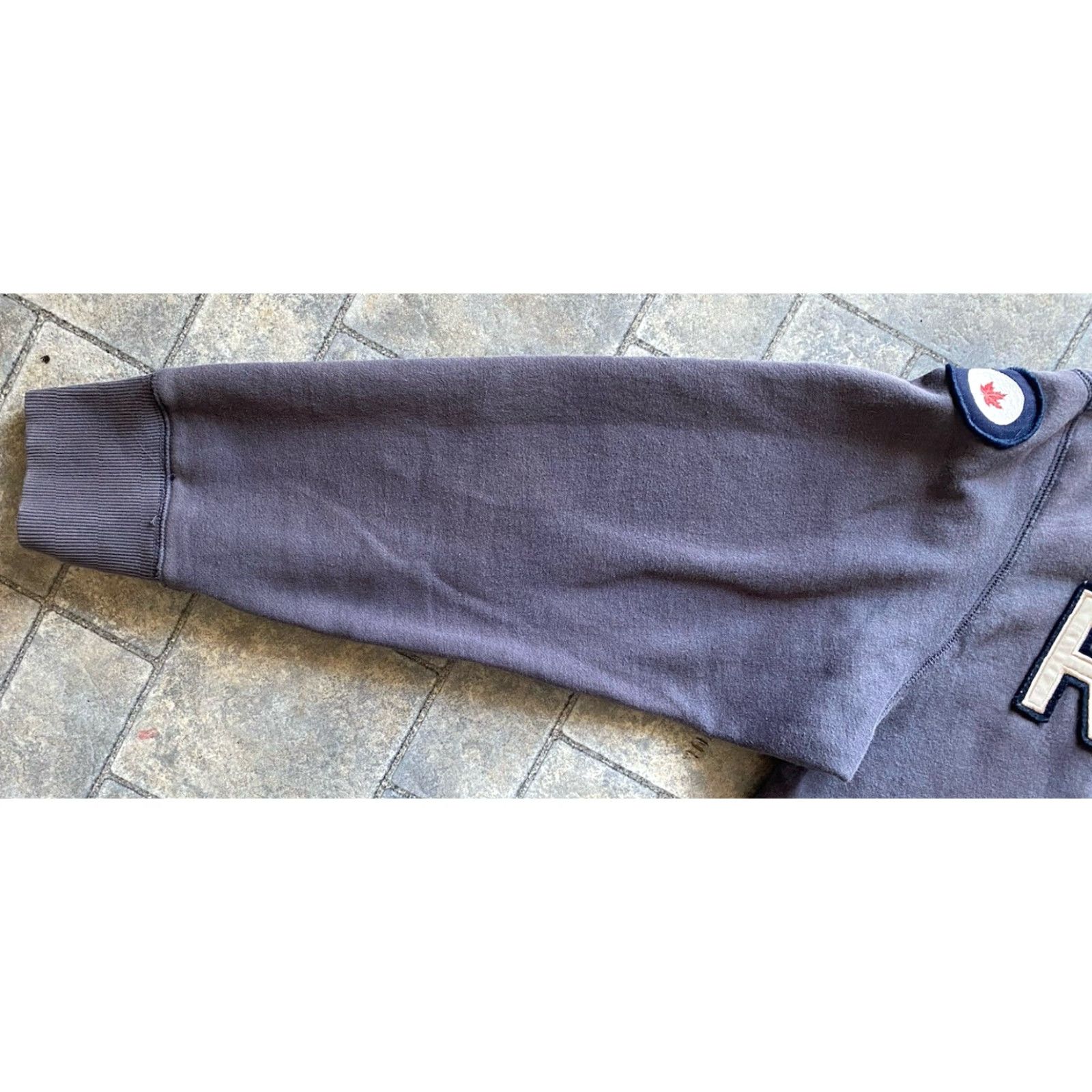 Vintage VINTAGE Red Canoe RCAF Canada Full Zip Sweatshirt Men L Gray Mens Size US L / EU 52-54 / 3 - 6 Thumbnail