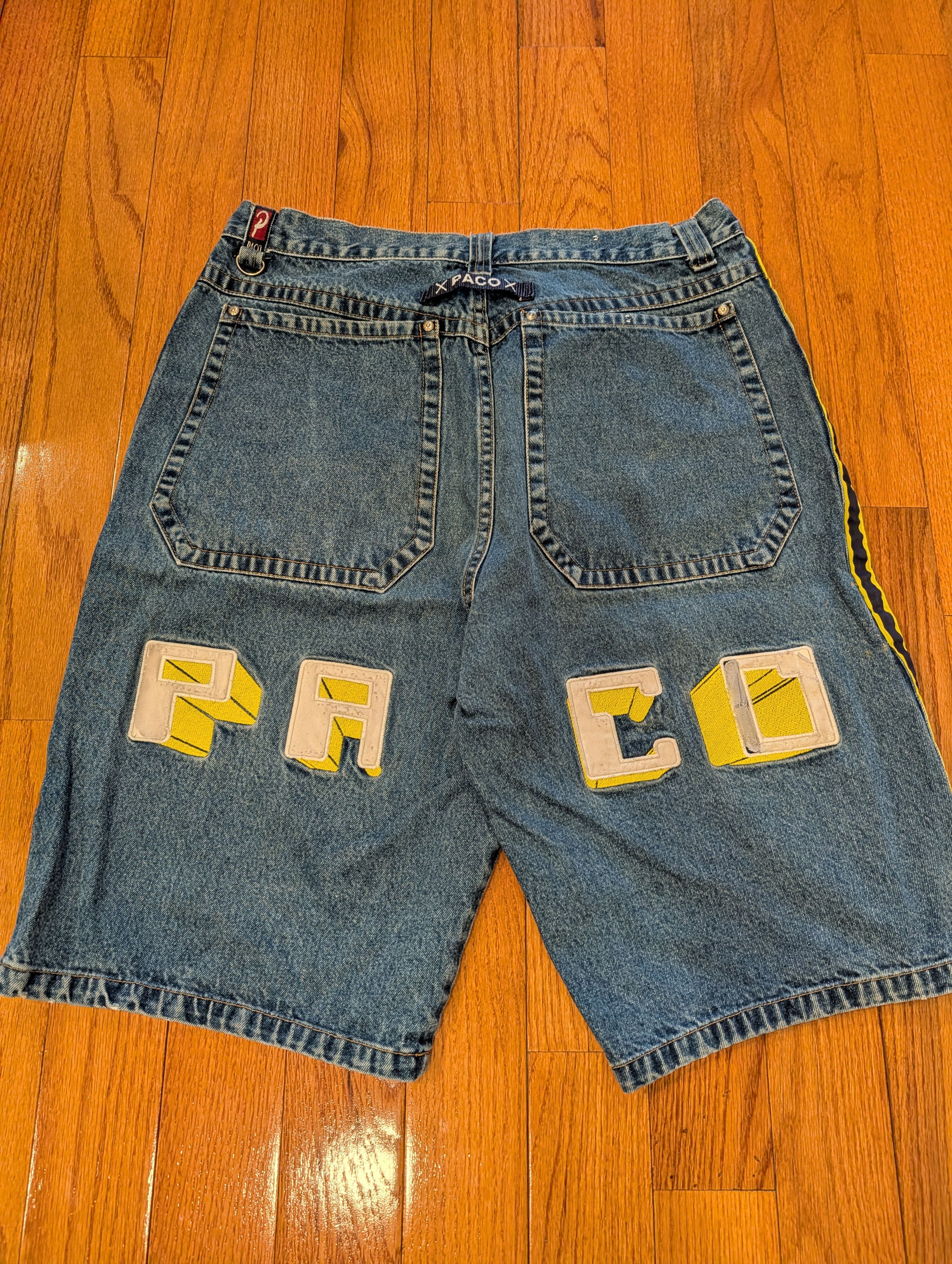 Southpole VTG Paco Jeans Embroidered Baggy Denim Skater Shorts Size US 38 / EU 54 - 1 Thumbnail