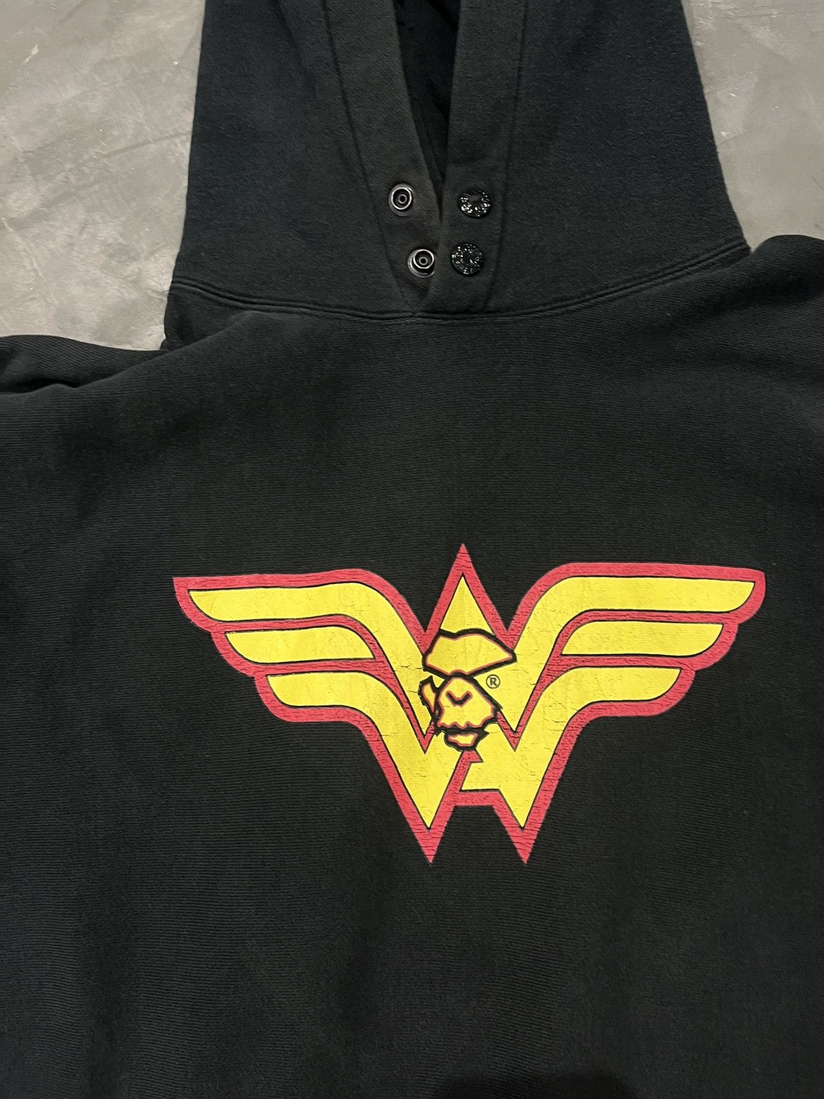 Bape Bape Wonder Woman Pullover hoodie Size US L / EU 52-54 / 3 - 2 Thumbnail